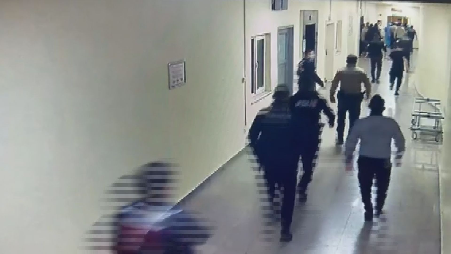 I S T A N B U L A T L A S C A G L A Y A N I N H A S T A N E Y E G 1127099 334513