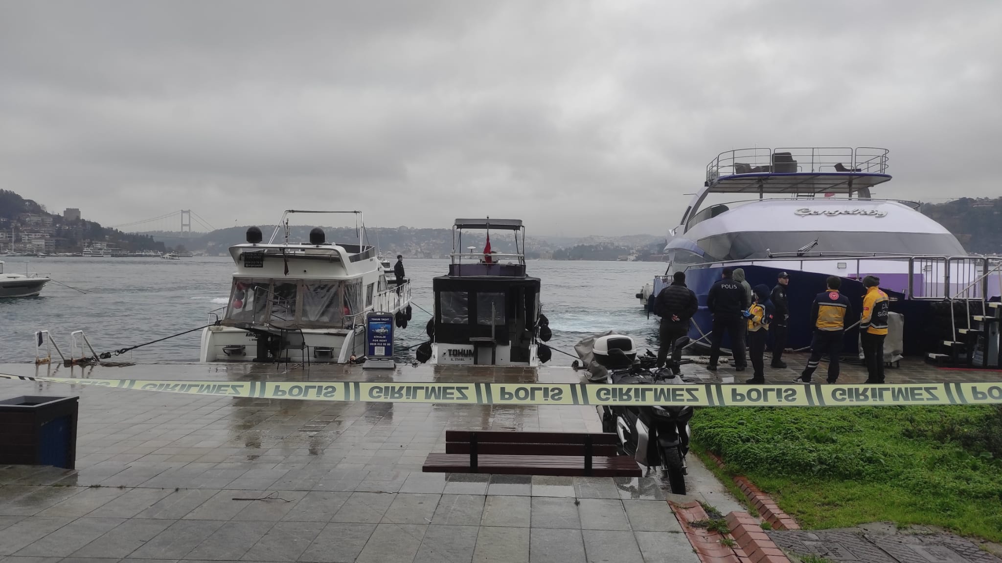 I S T A N B U L B E B E K T E D E N I Z D E C E S E T B U L U N D 1130856 335753