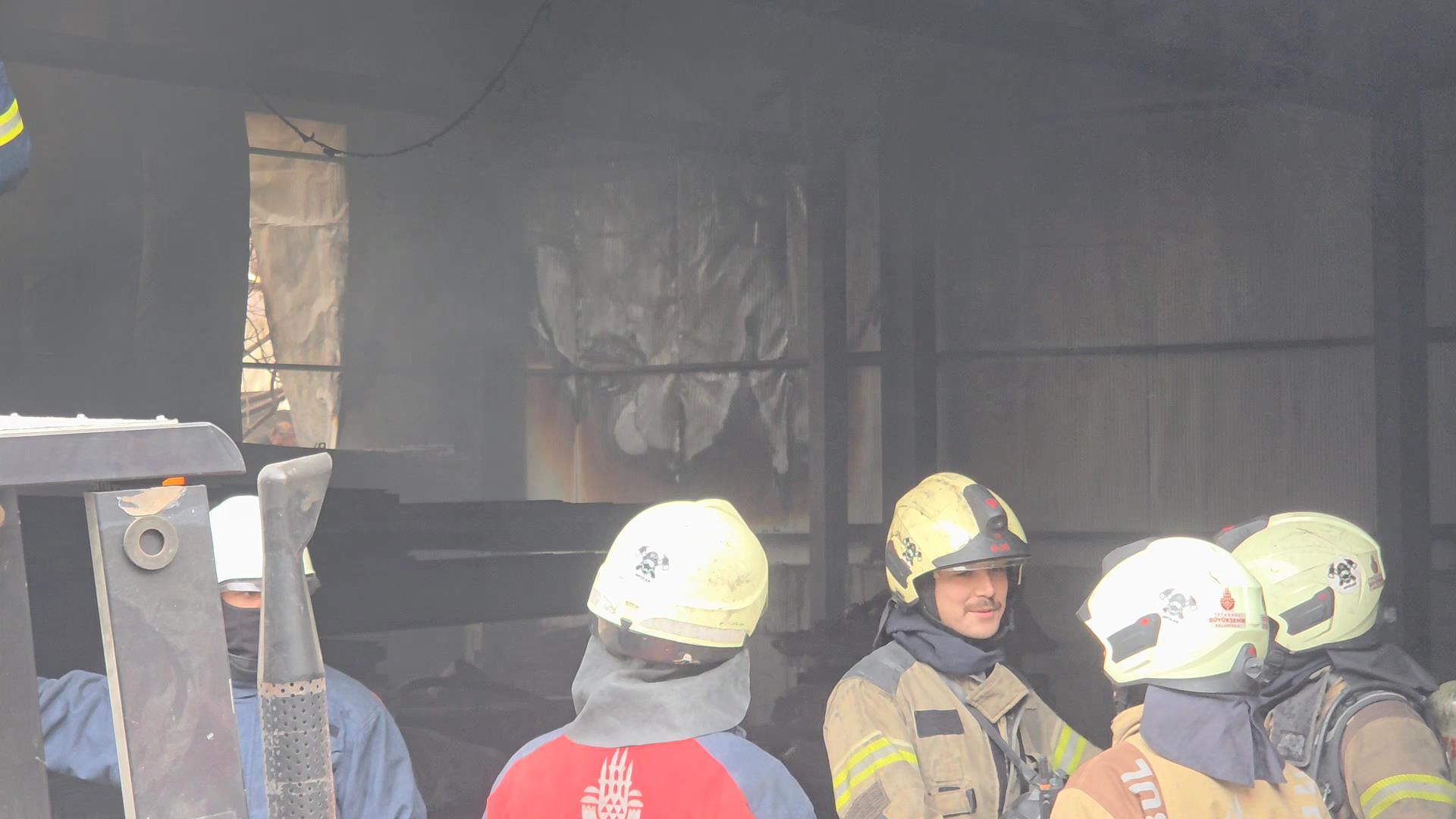 I S T A N B U L E S E N Y U R T T A D E P O D A C I K A N Y A N 1102352 327205