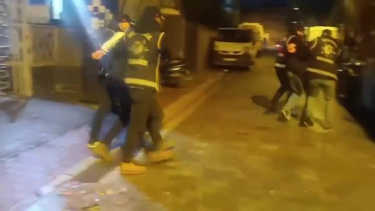 I S T A N B U L F E N E R B A H C E T R I B U N L I D E R I N E Y O 1096883 325587