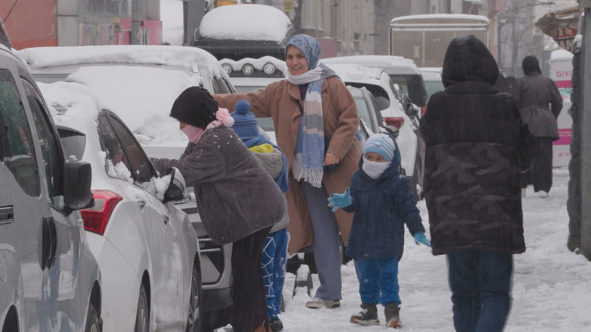 I S T A N B U L I S T A N B U L D A K A R E T K I L I O L D U C 1124081 333535