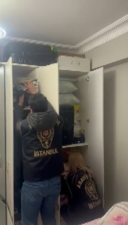 I S T A N B U L I S T A N B U L V E K O C A E L I D E F U H U S 1112311 330178