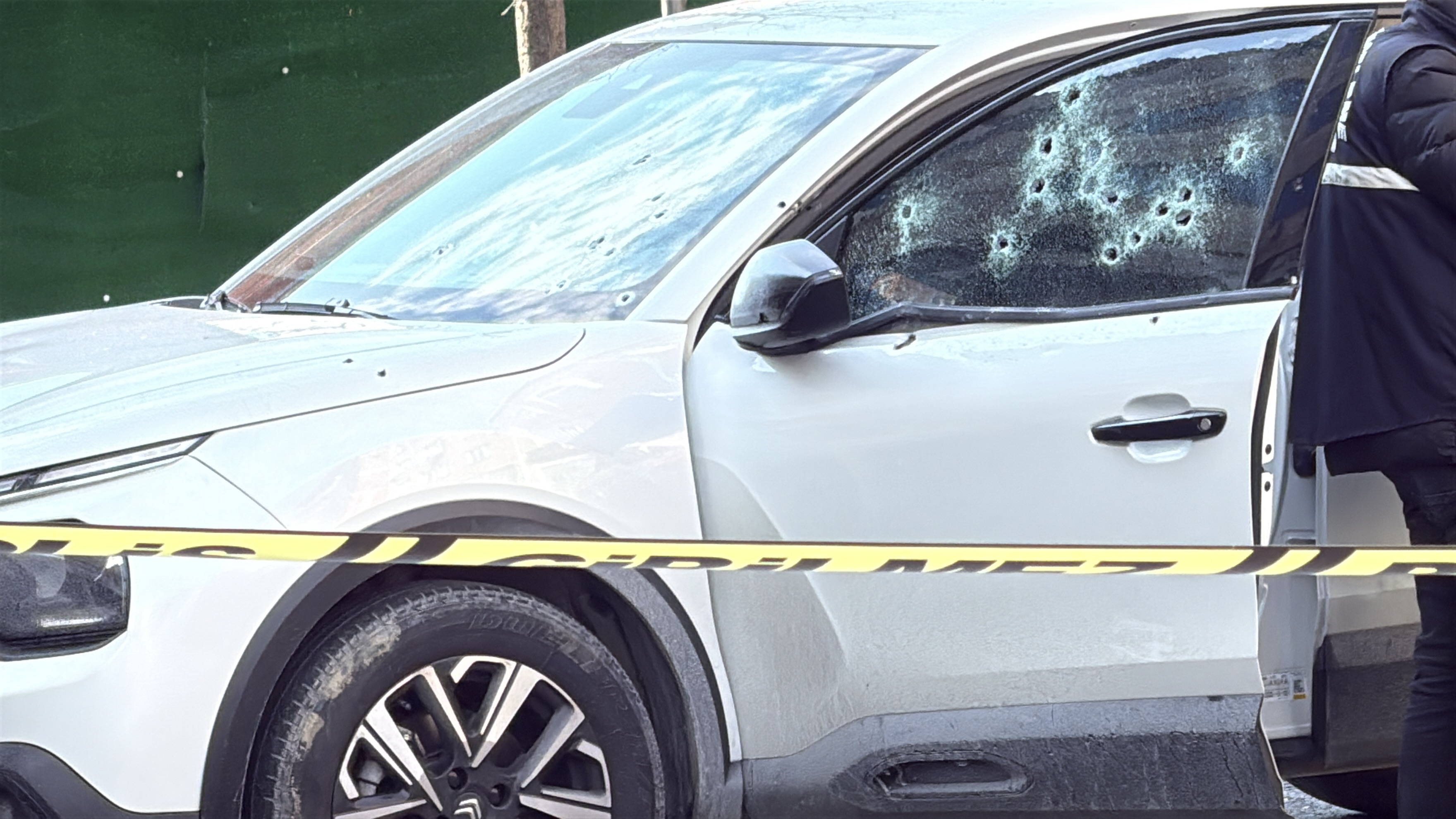 I S T A N B U L K A G I T H A N E D E K I K A L A S N I K O F L U C 1121610 332880