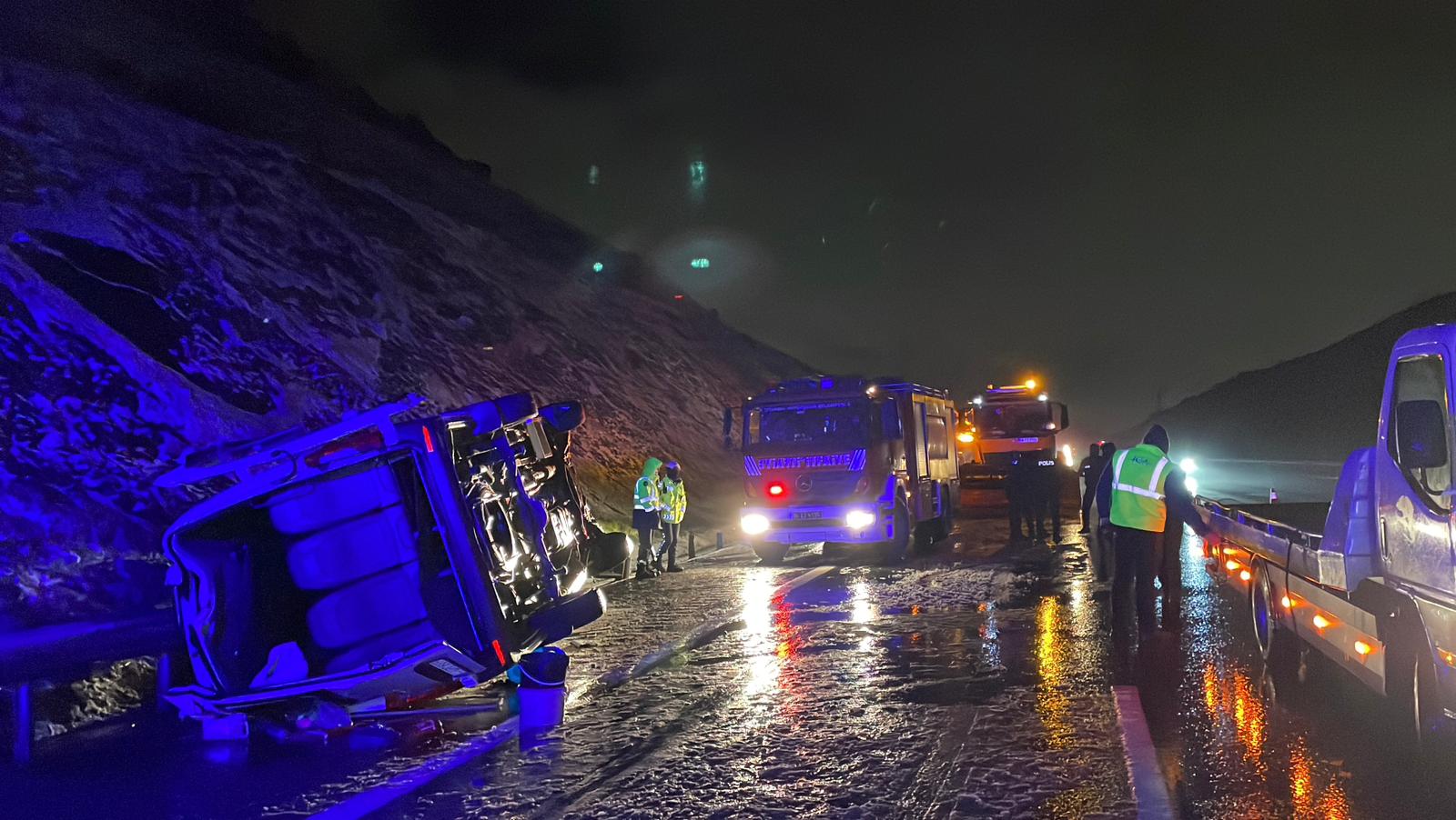 I S T A N B U L K U Z E Y M A R M A R A O T O Y O L U’ N D A S E R 1121656 332885