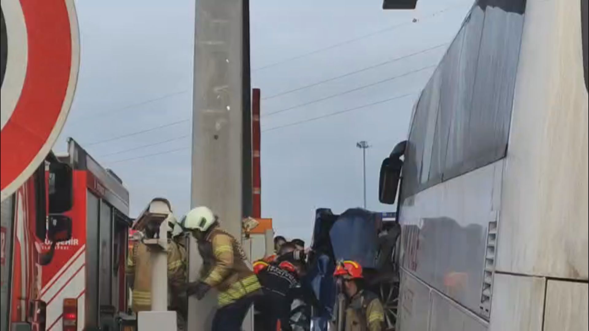 I S T A N B U L S I L I V R I K U Z E Y M A R M A R A O T O Y O L U 1131353 335871-1