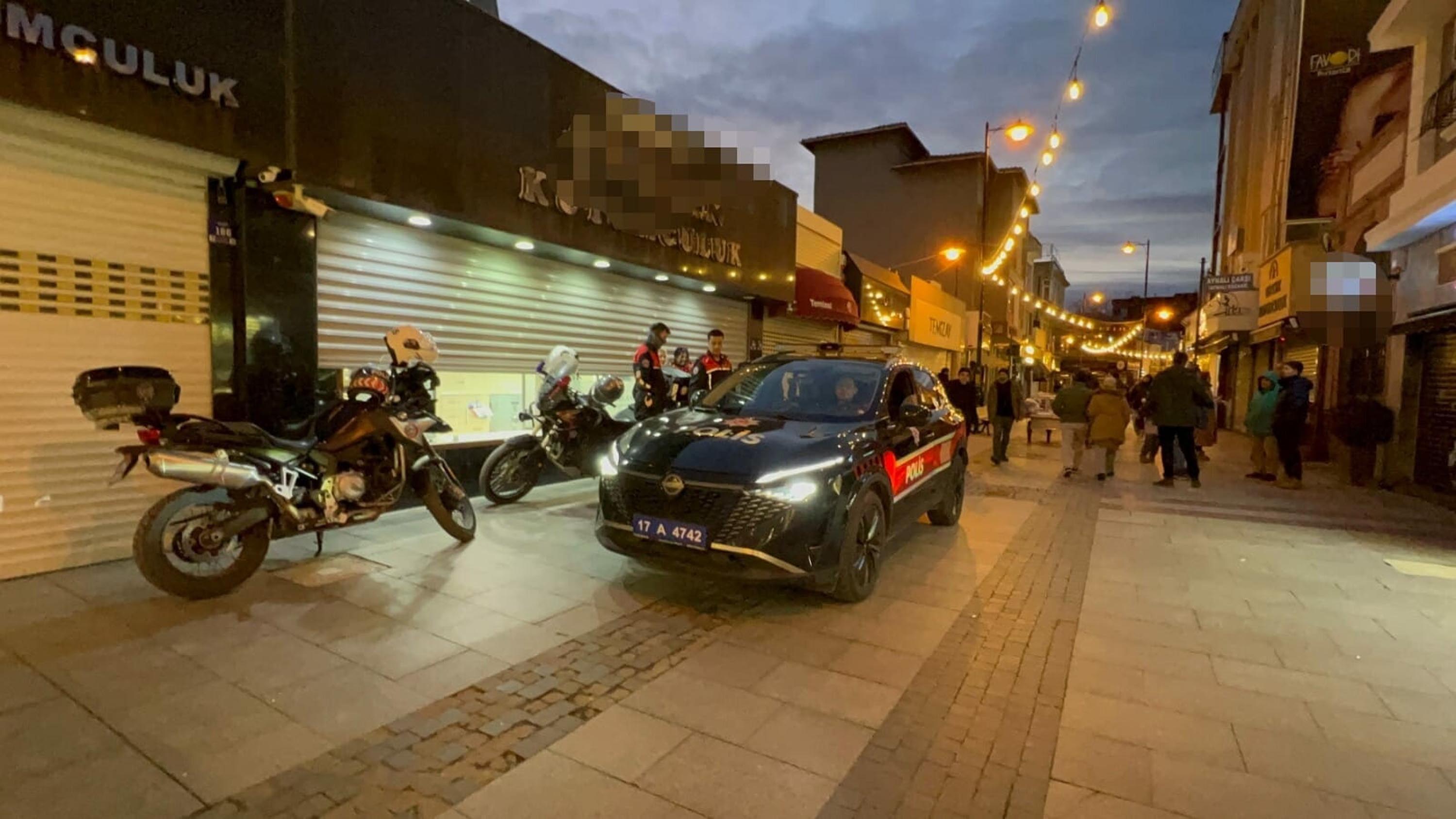 M U S T E R I L E R I N I K A R V A A D I Y L E P A R A V E A L T I N 1125032 333848