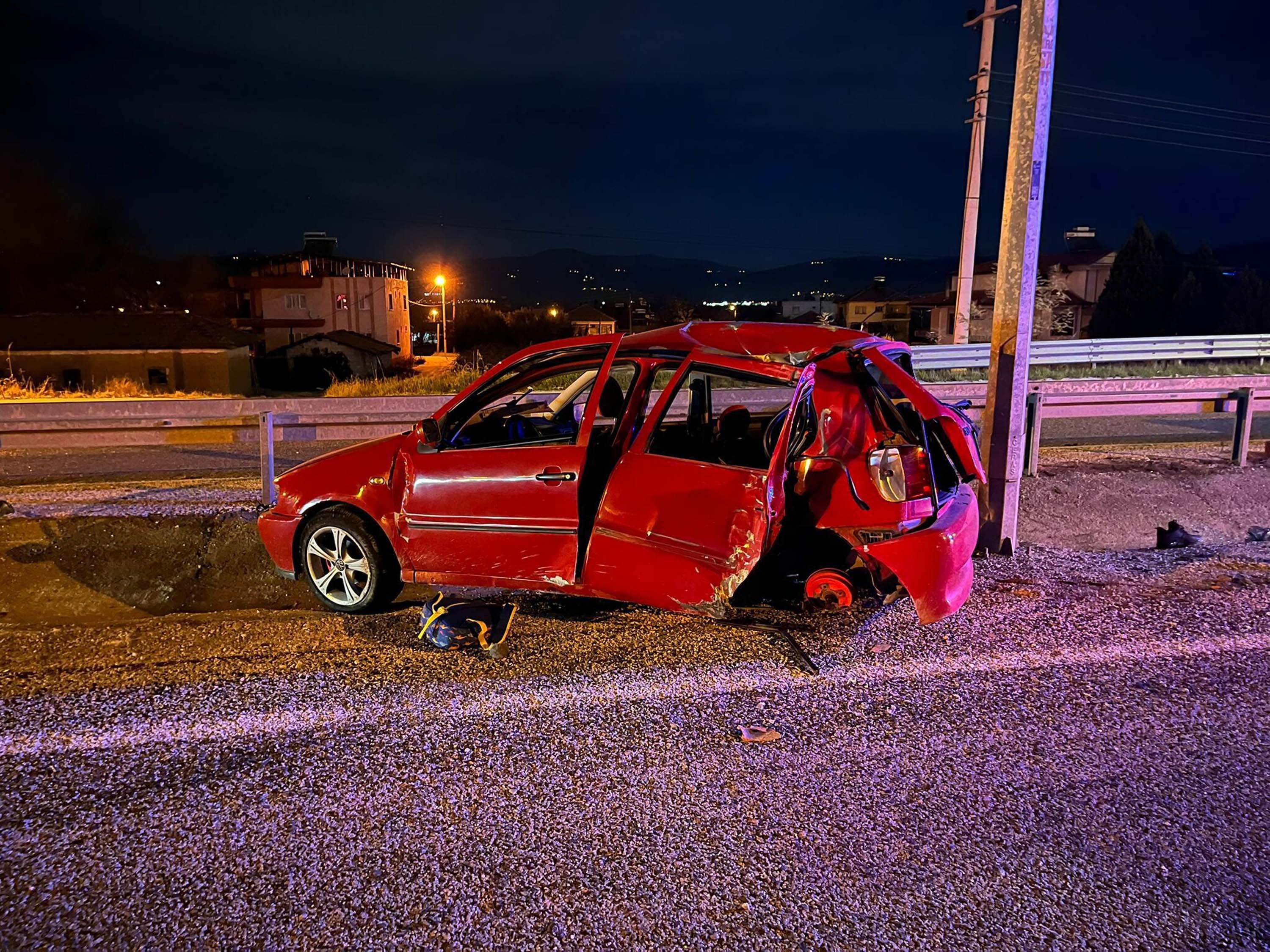 O T O M O B I L D I R E G E C A R P T I B A B A V E O G L U O L D 1095729 325270