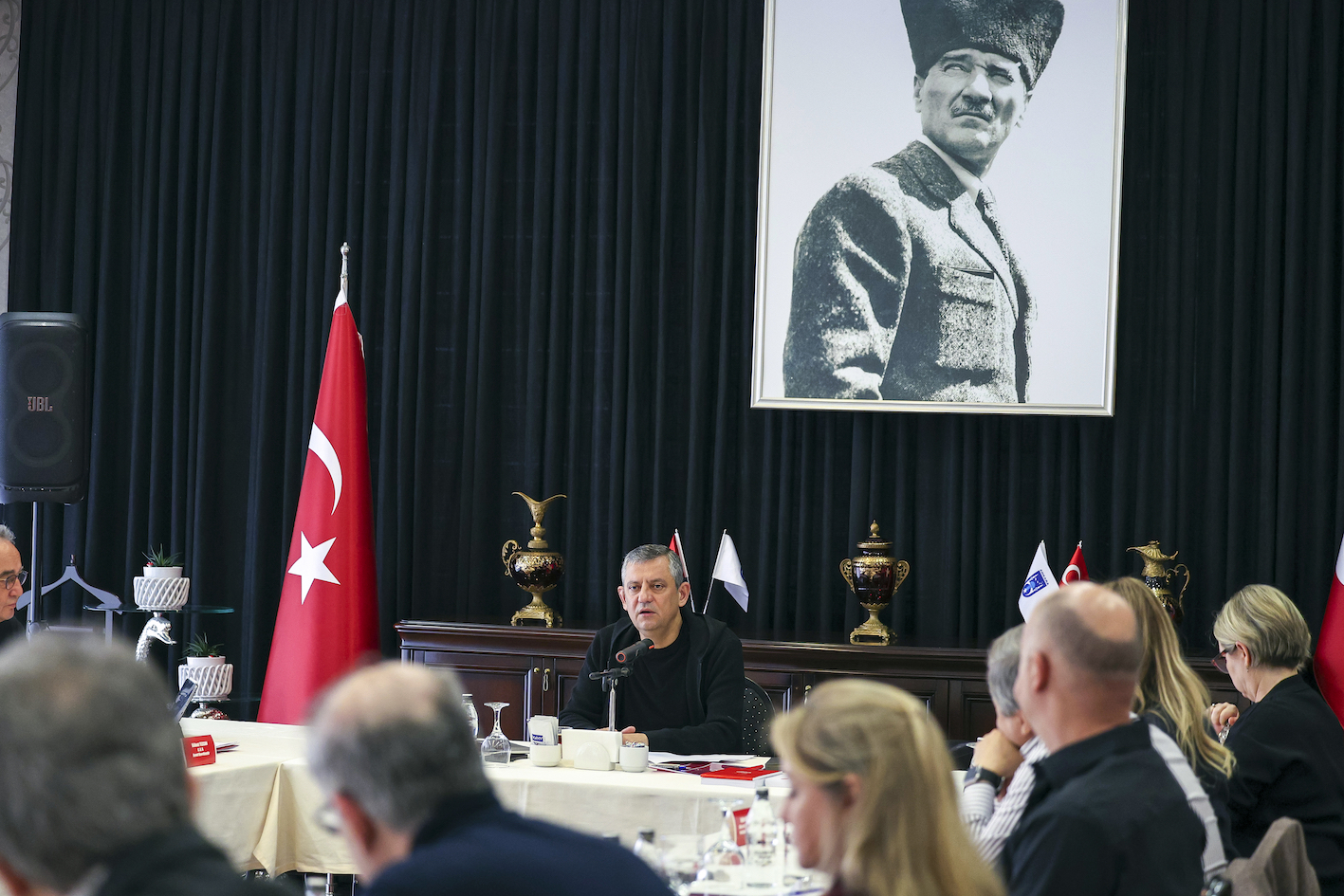 Ozgur Ozel Partisinin Cumhurbaskanligi 1133779 336589 Kopyası