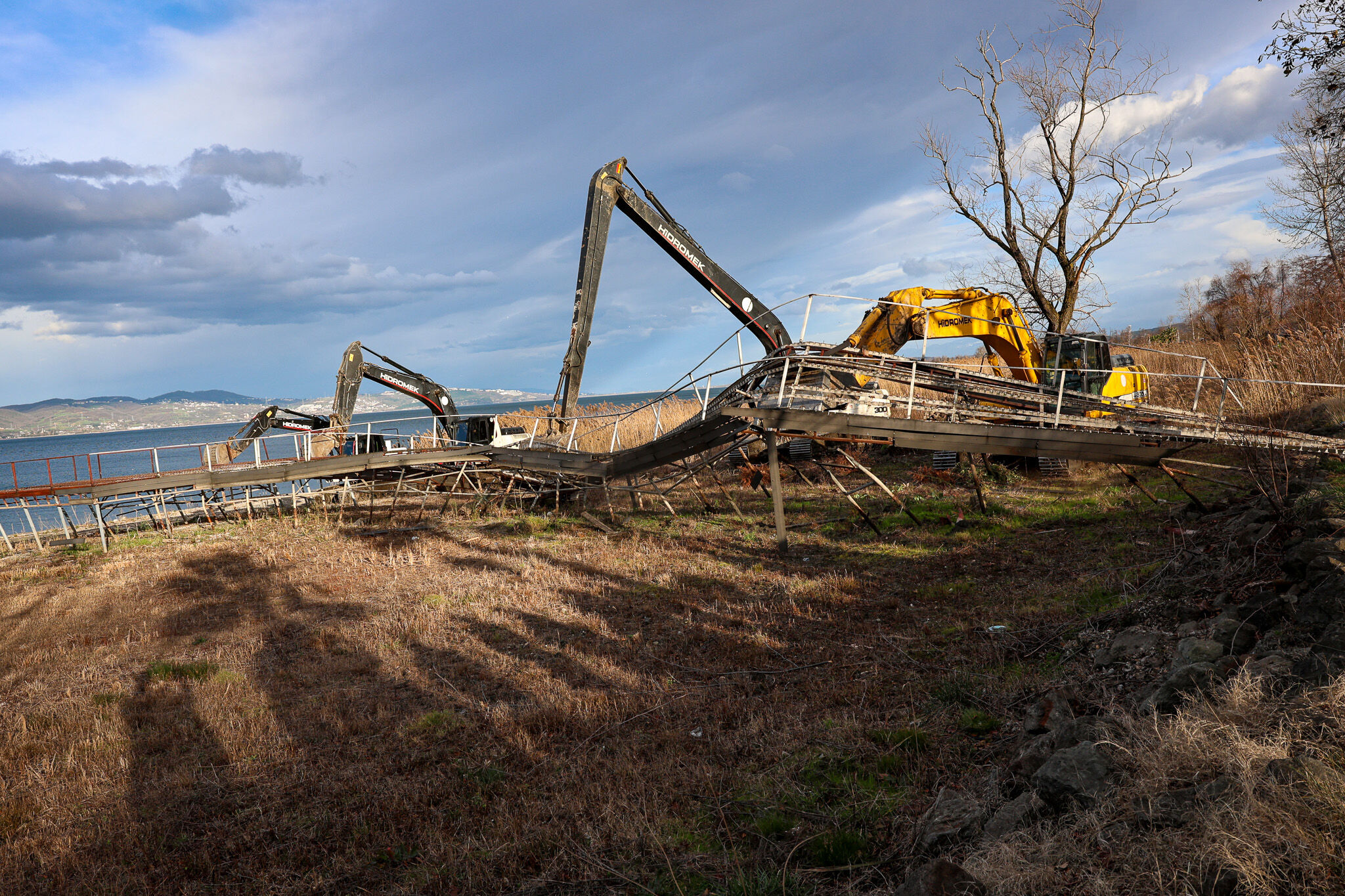 S A P A N C A G O L U K I Y I S I N D A K I T U M K A C A K Y A P I L 1138319 337956