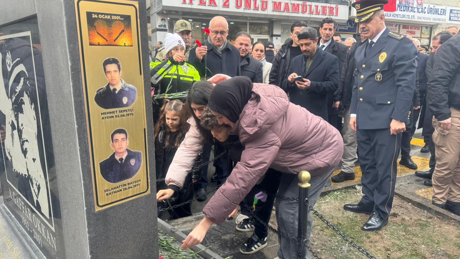 S E H I T E M N I Y E T M U D U R U G A F F A R O K K A N V E 5 M 1132791 336301