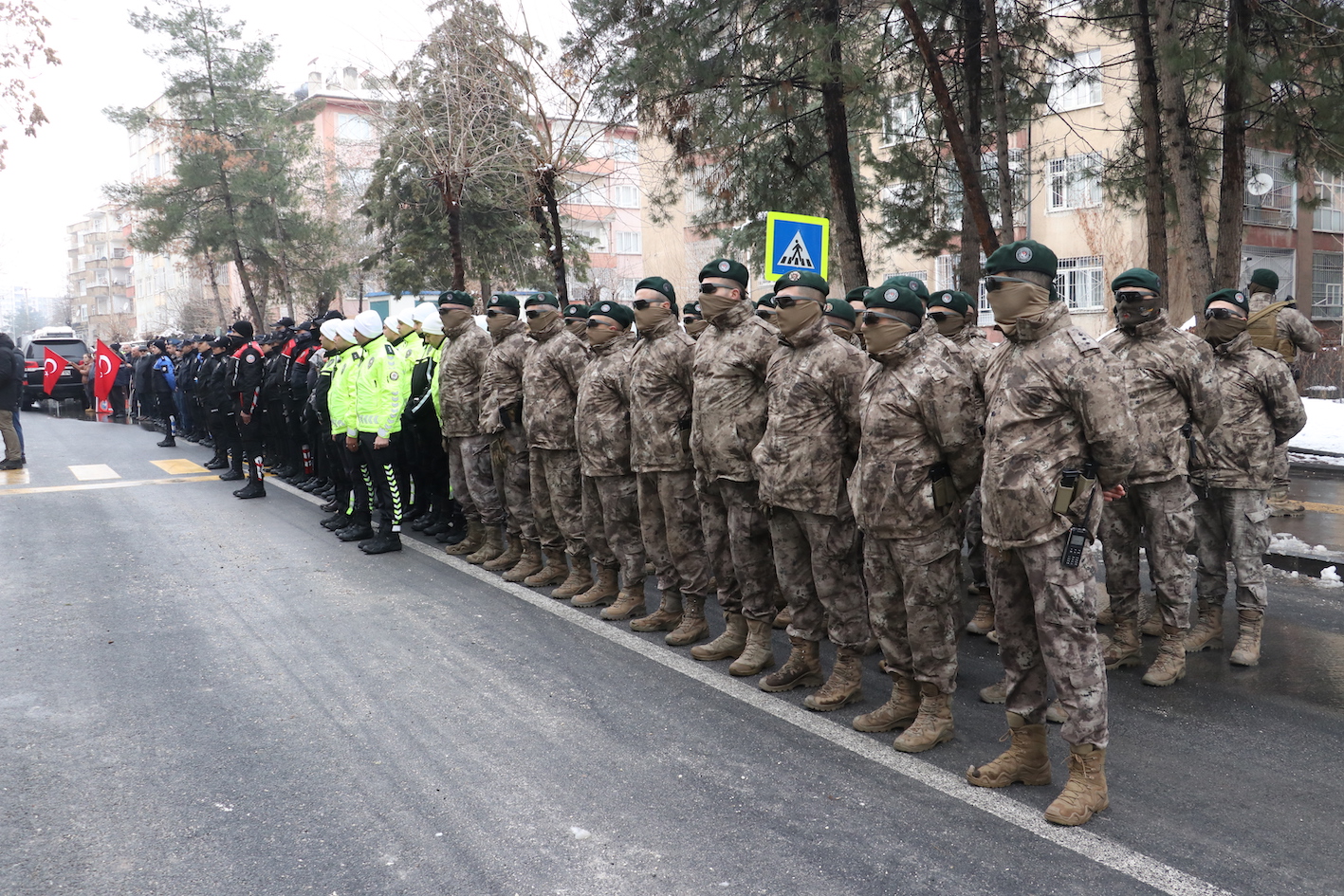 S E H I T E M N I Y E T M U D U R U G A F F A R O K K A N V E 5 M 1132795 336301