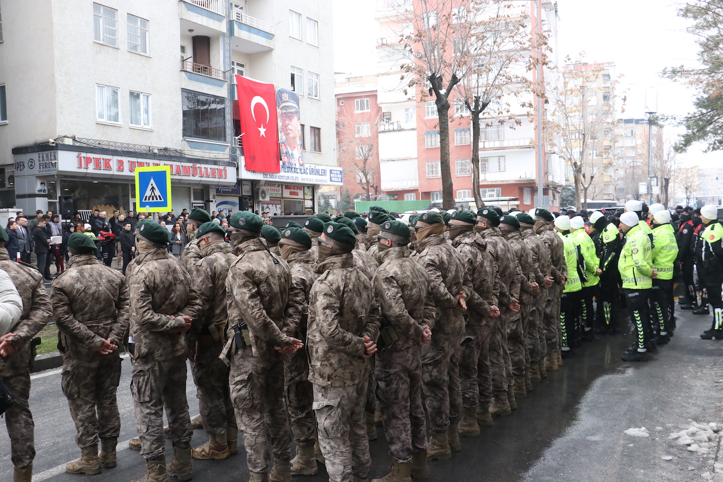 S E H I T E M N I Y E T M U D U R U G A F F A R O K K A N V E 5 M 1132796 336301