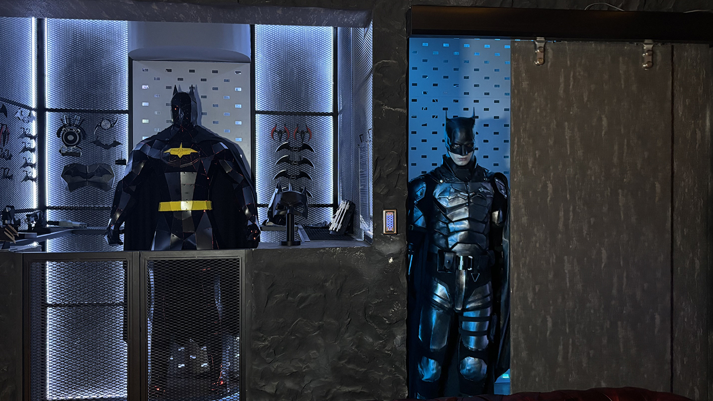 U N I V E R S I T E L I G E N C I N B A T M A N T U T K U S U 1120070 332424