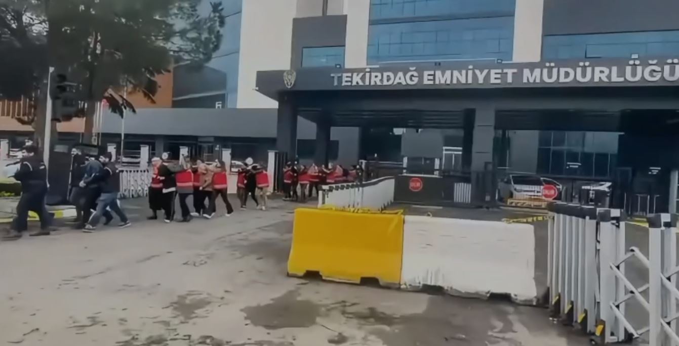 10 I L D E D O L A N D I R I C I L I K O P E R A S Y O N U 67 T U 1173894 348706