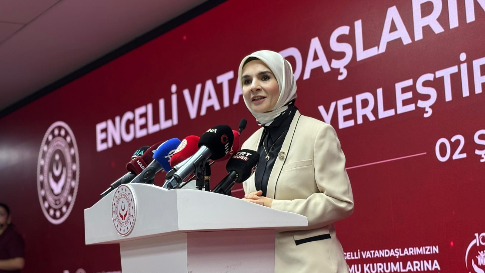 1573 E N G E L L I V A T A N D A S I N K A M U Y A A T A M A S I G 1146218 340332