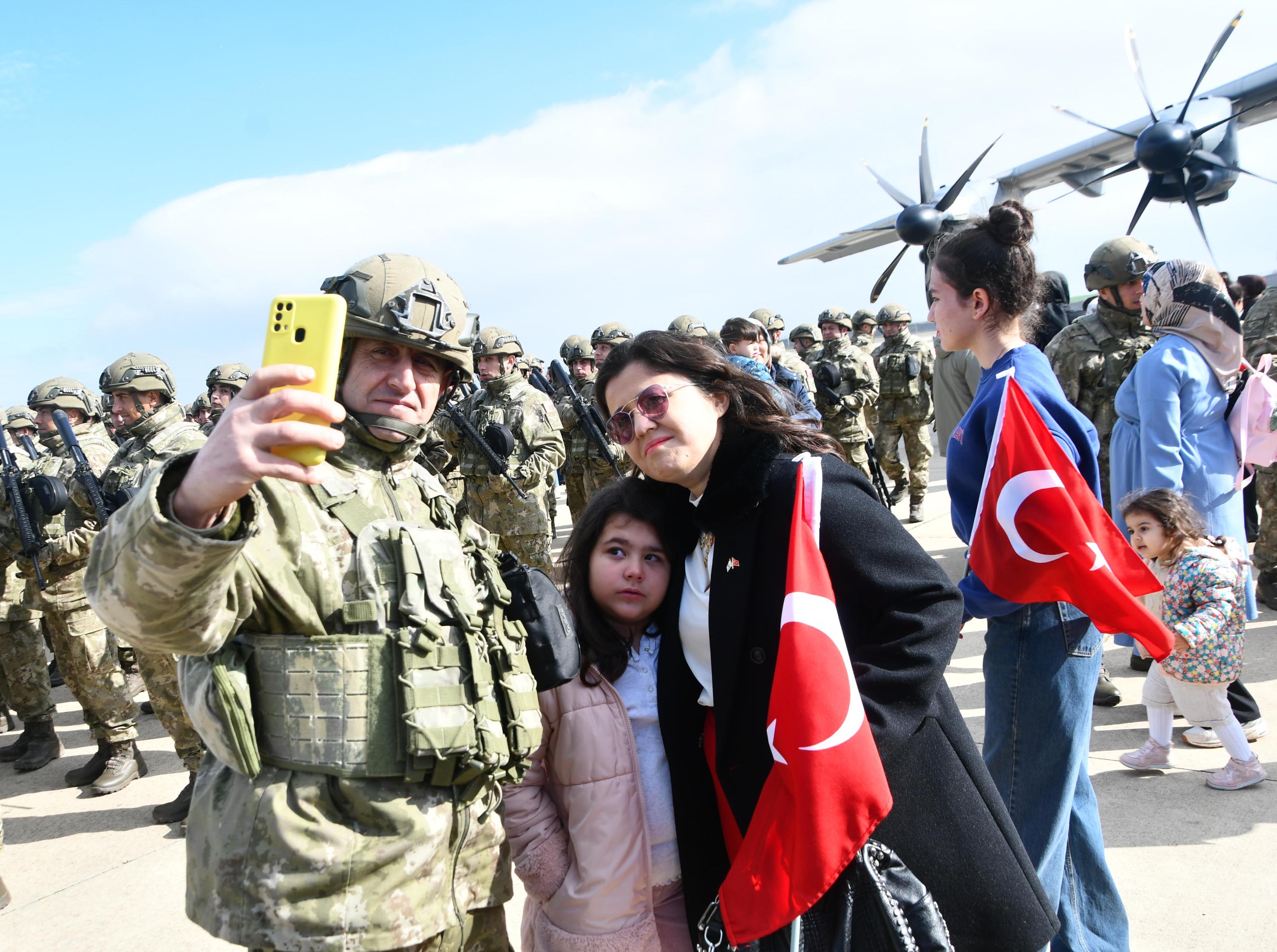 A L M A N Y A D A N A T O T A T B I K A T I N A K A T I L A C A K M E 1155958 343274