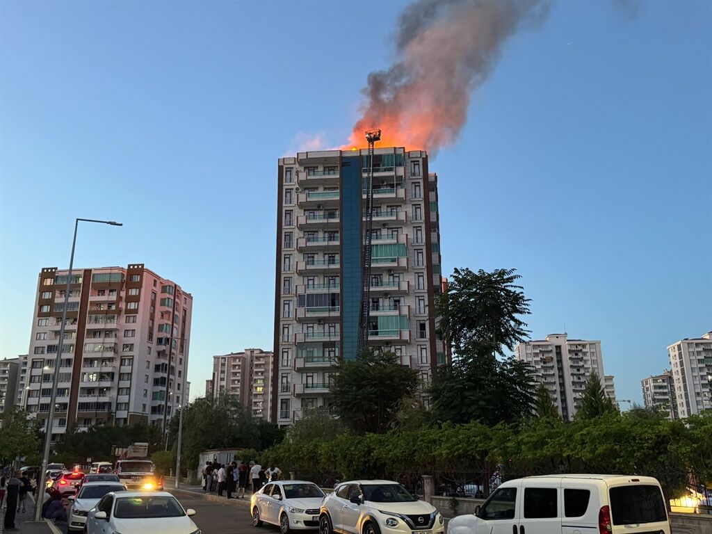 A N N E I L E 3 C O C U G U N U N O L D U G U Y A N G I N A G I D E 756079 352323