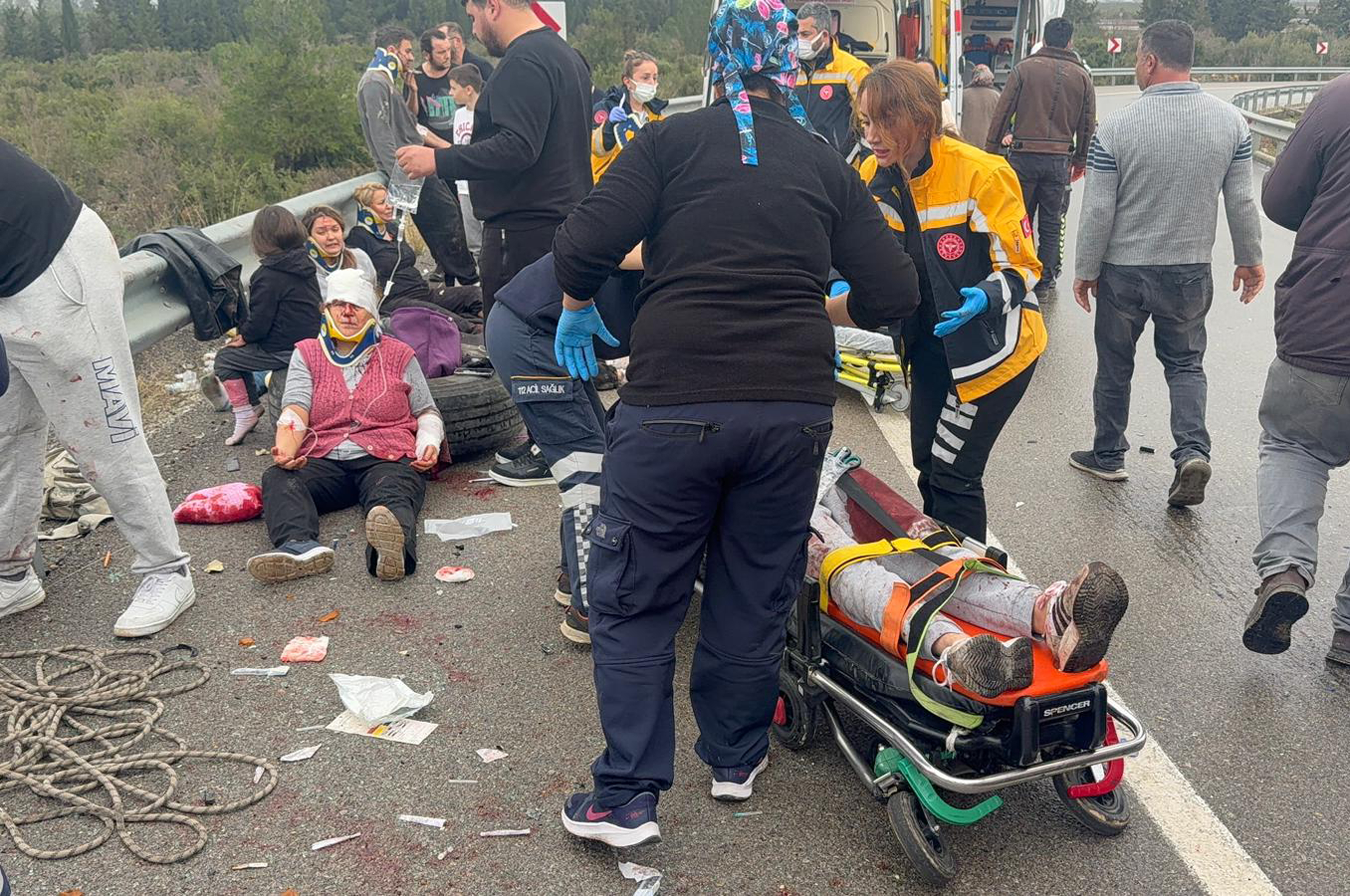 A N T A L Y A D A Y O L C U O T O B U S U D E V R I L D I 8 O L U 1144421 339797