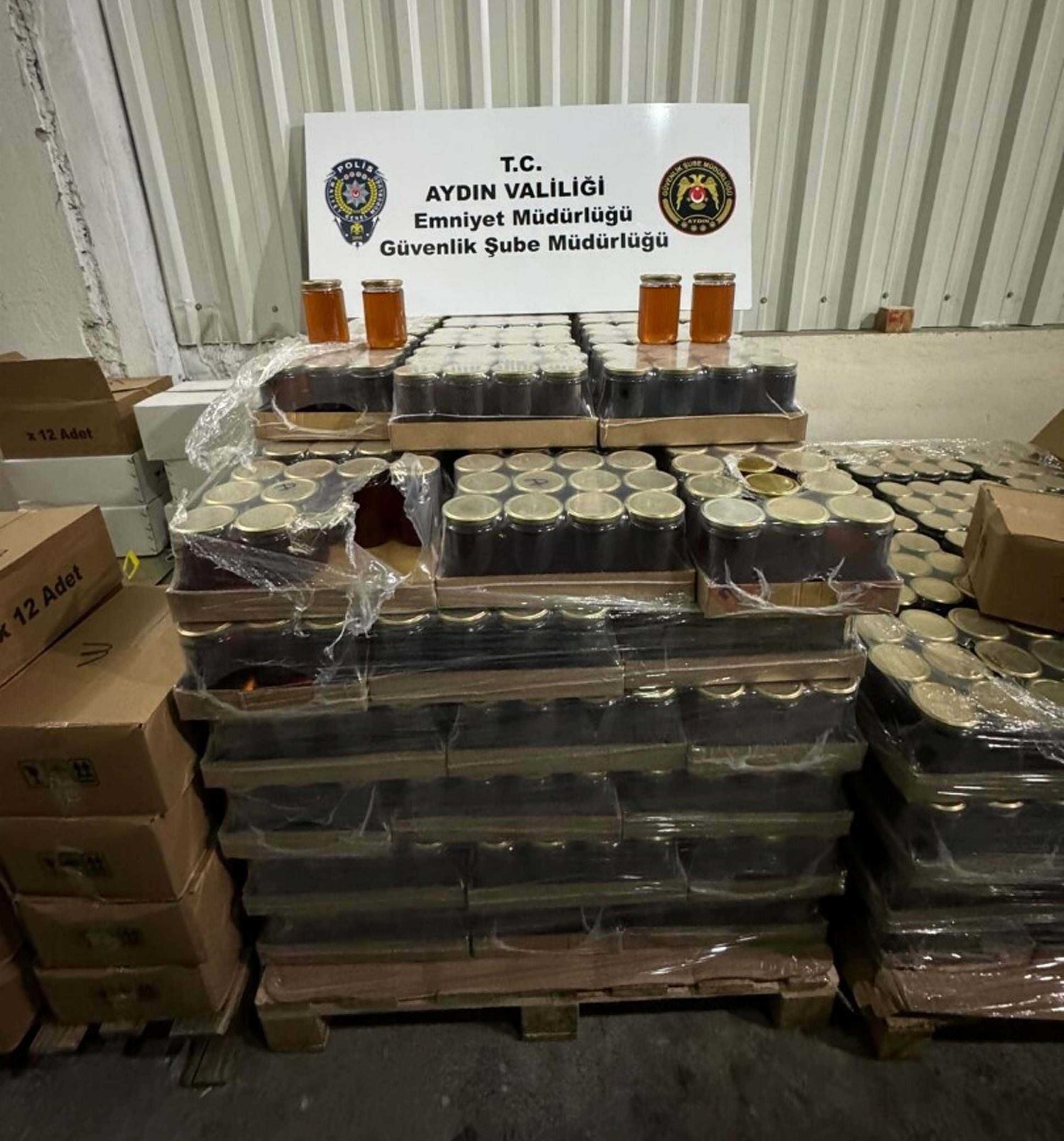 A Y D I N D A S A H T E B A L P E K M E Z N A R E K S I S I V 1162234 345203