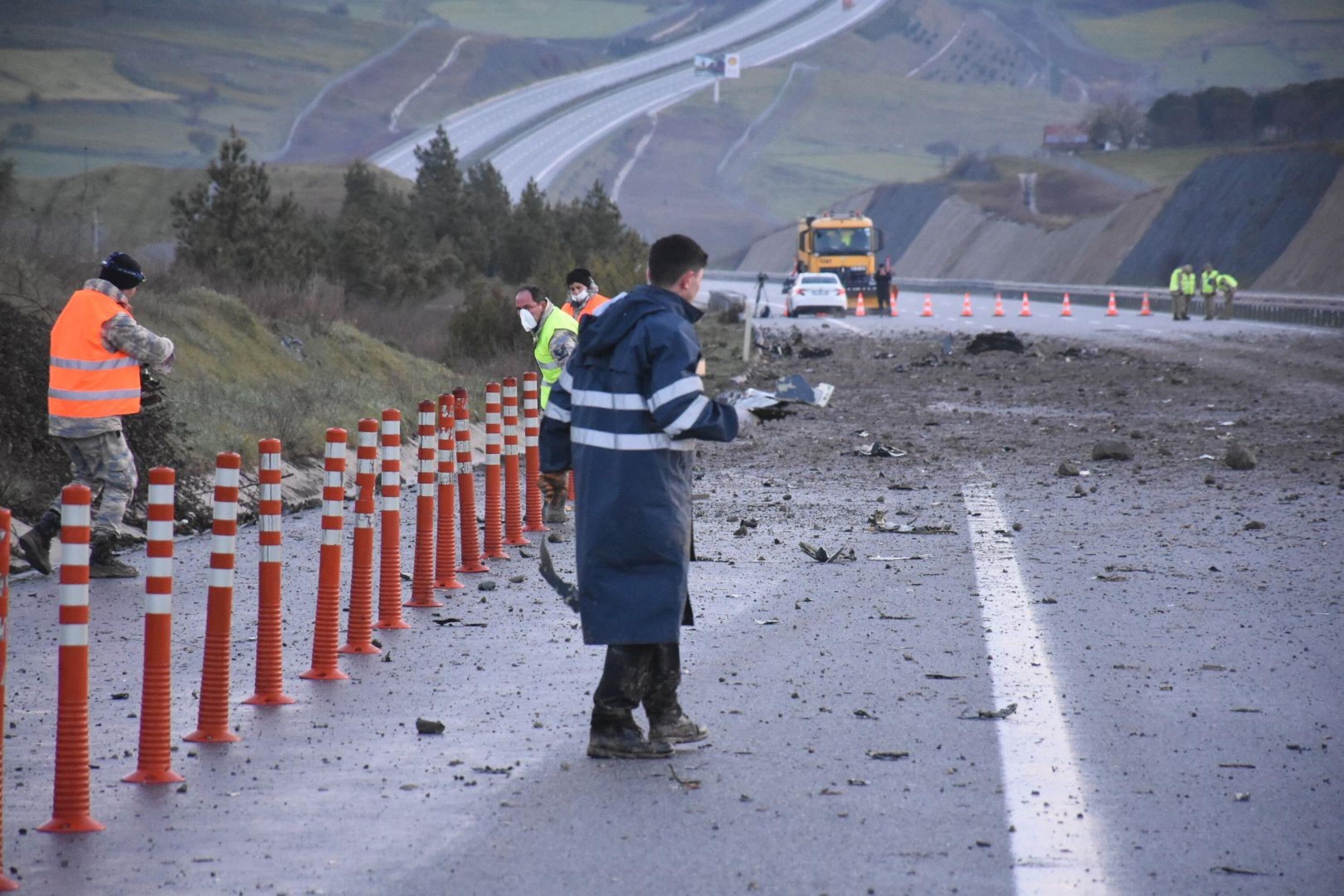 B A L I K E S I R’ D E K A Z A K I R I M A U G R A Y A N F 16 U C 1184513 351921