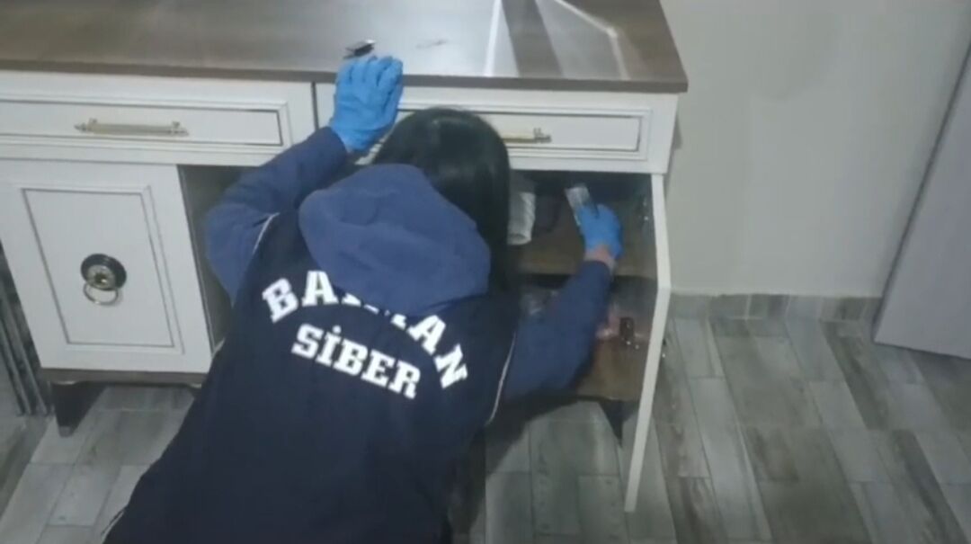 B A T M A N M E R K E Z L I 10 I L D E 15 M I L Y A R L I R A L I 1183674 351636