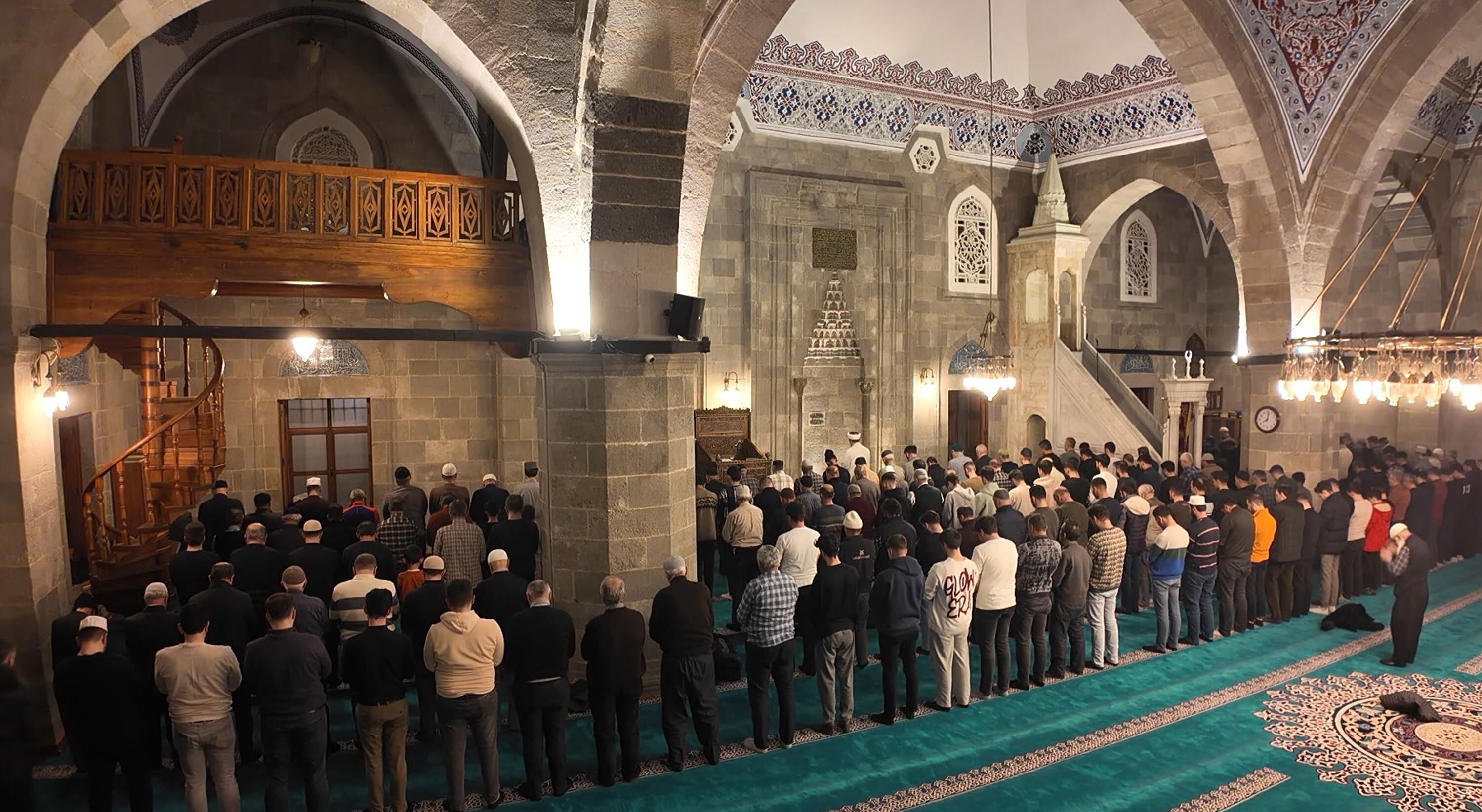 B U D U A S A D E C E T E R A V I H N A M A Z L A R I S O N R A S I 1179537 350394