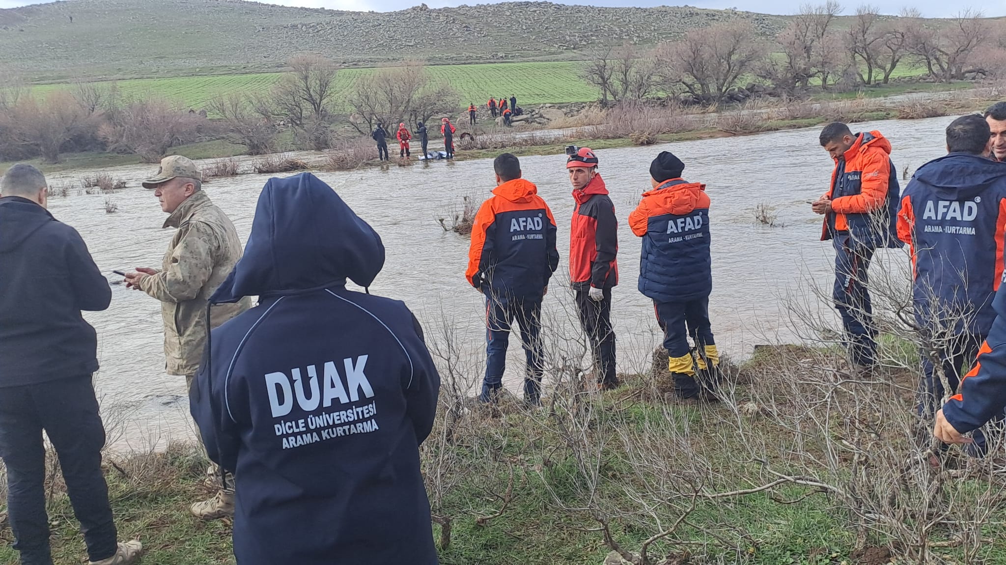 D I Y A R B A K I R’ D A 13 G U N D U R K A Y I P O L A R A K A R A 1148093 340969