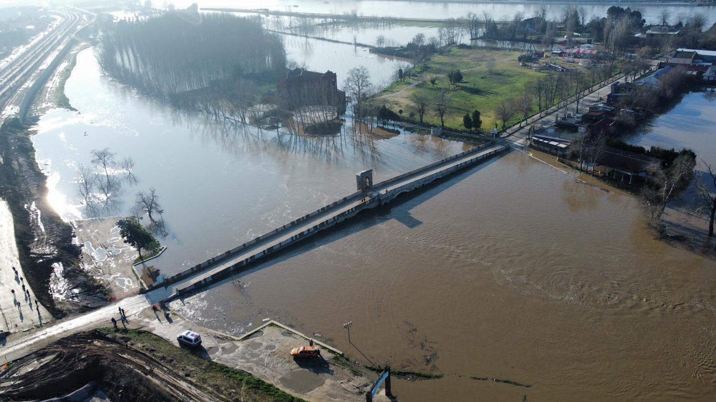 E D I R N E D E N E H I R L E R I N D E B I L E R I A R T T I K O P 1181733 351007