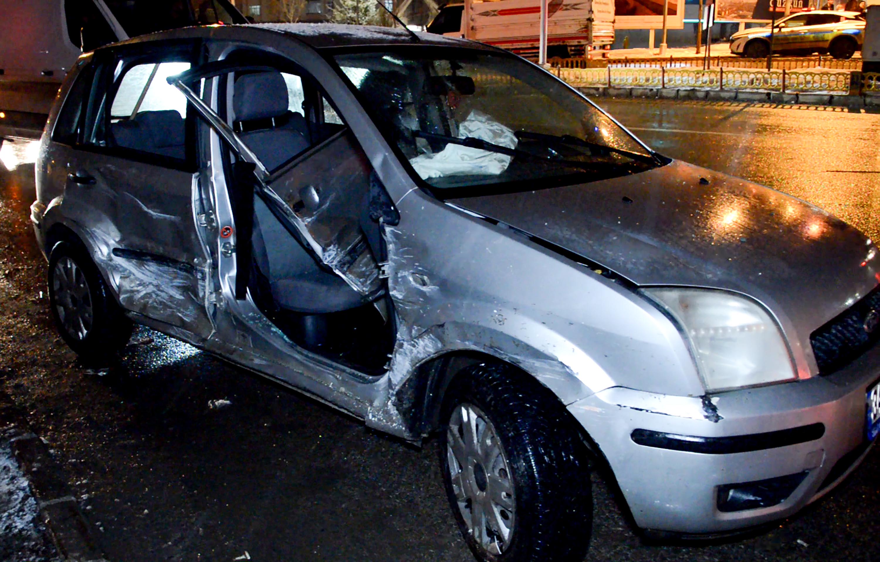 E R Z U R U M D A 2 O T O M O B I L V E 1 K A M Y O N E T I N K A 1156700 343459