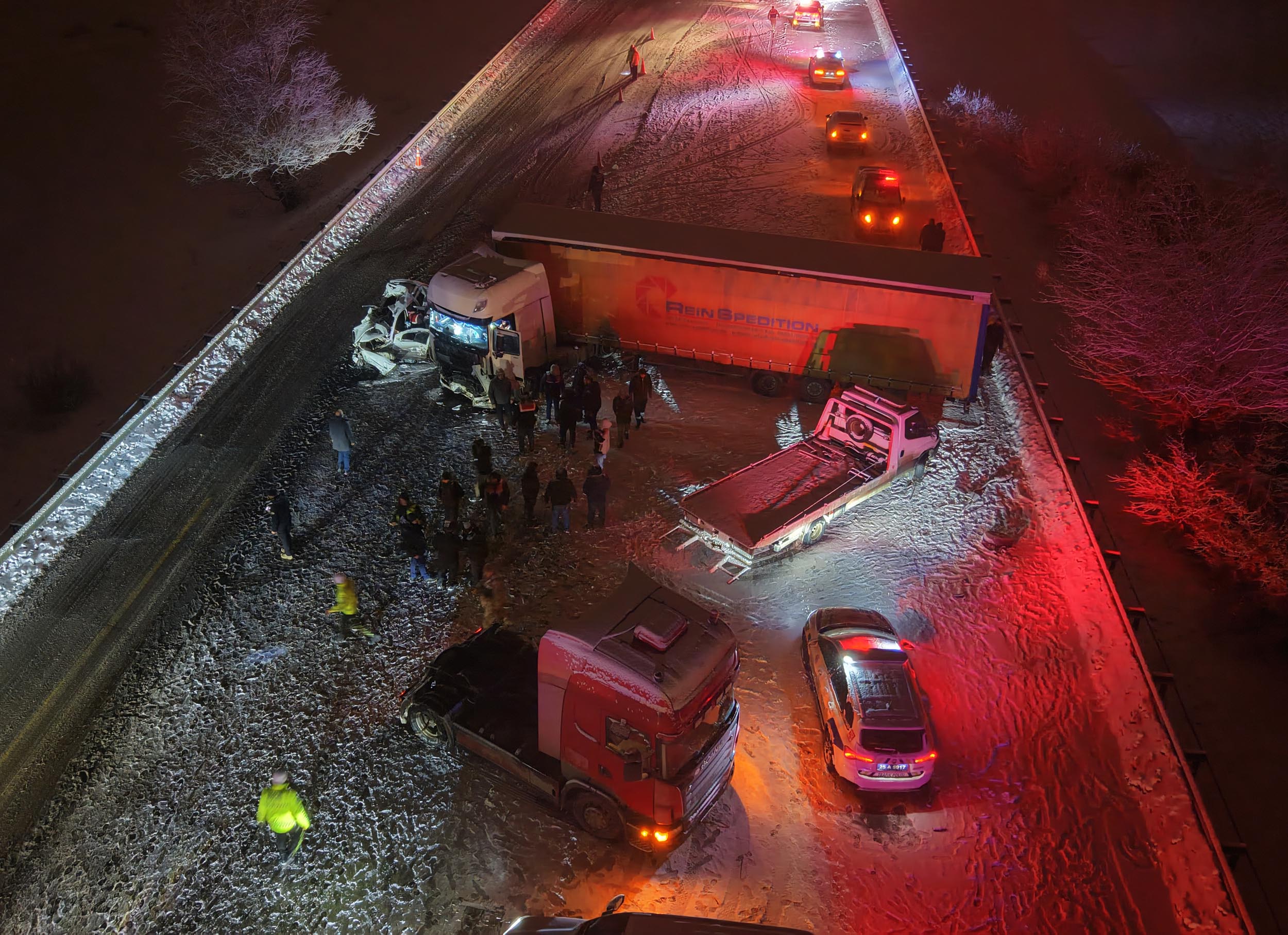 E R Z U R U M’ D A C I P I L E T I R K A F A K A F A Y A C A R P I 1154951 342965