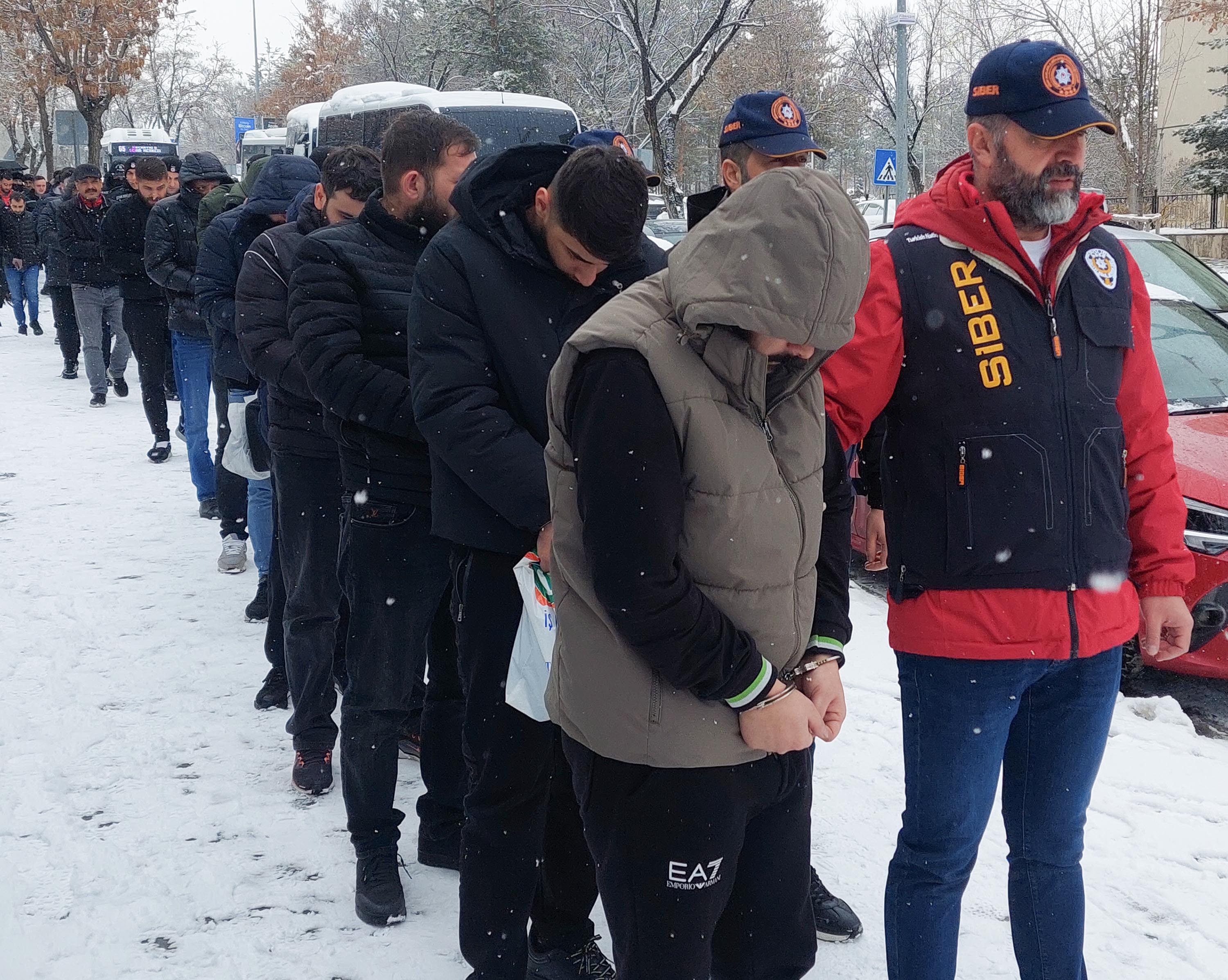 E R Z U R U M M E R K E Z L I 29 I L D E S I B E R D O L A N D I R I 1163285 345542