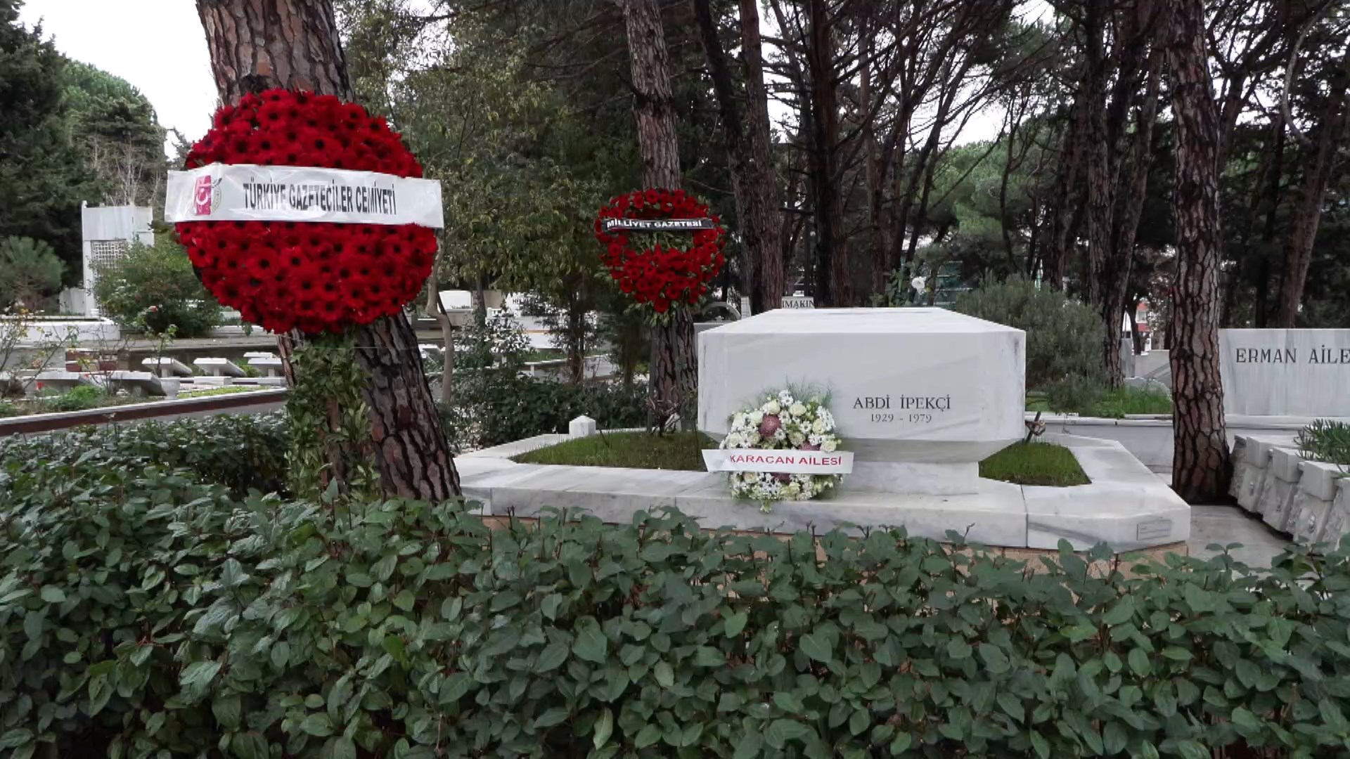 I S T A N B U L A B D I I P E K C I O L U M U N U N 47. Y I L I N 1144797 339910