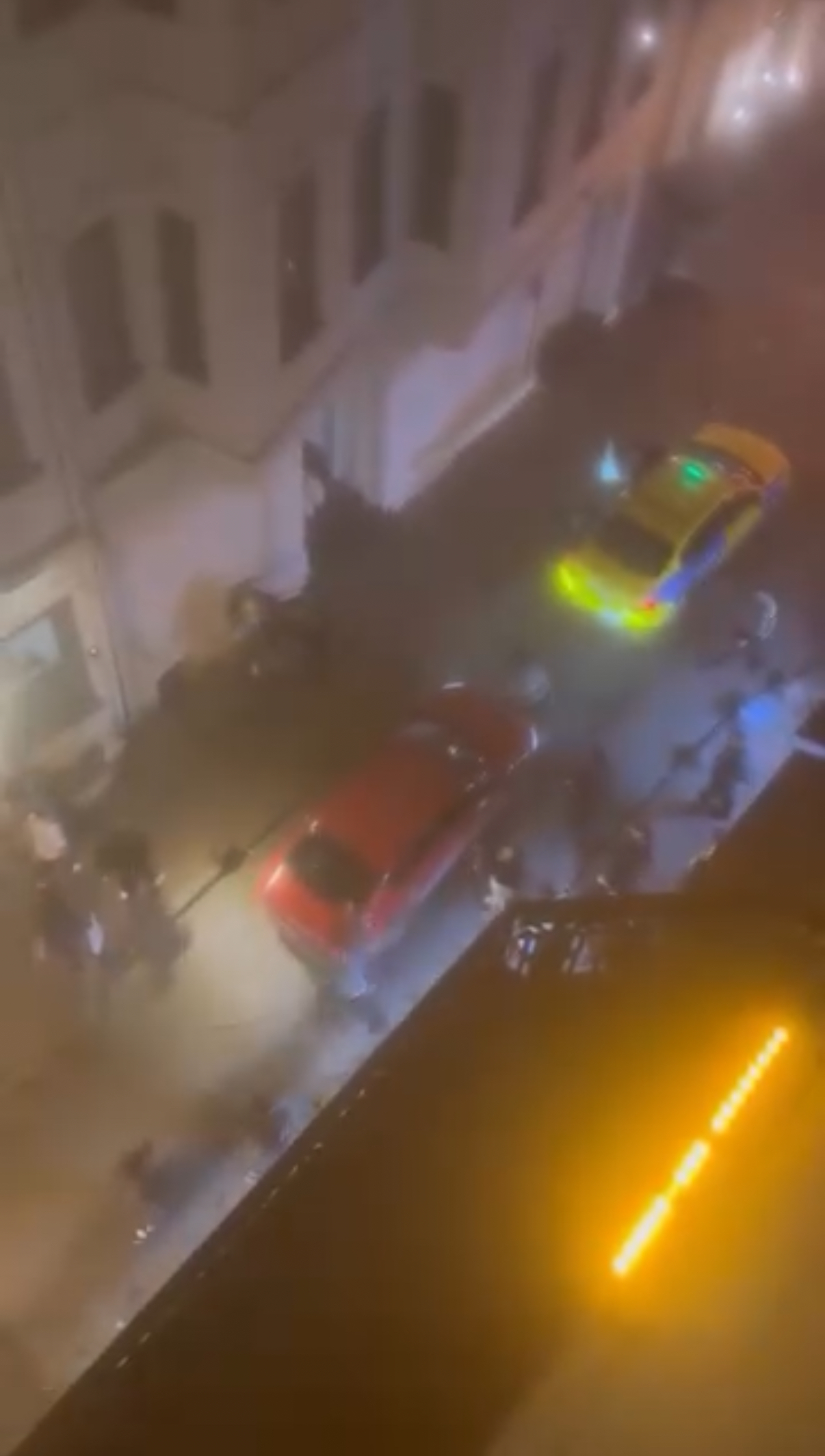 I S T A N B U L B E Y O G L U N D A A R A C I N I K A V G A E T T I 1158058 343848