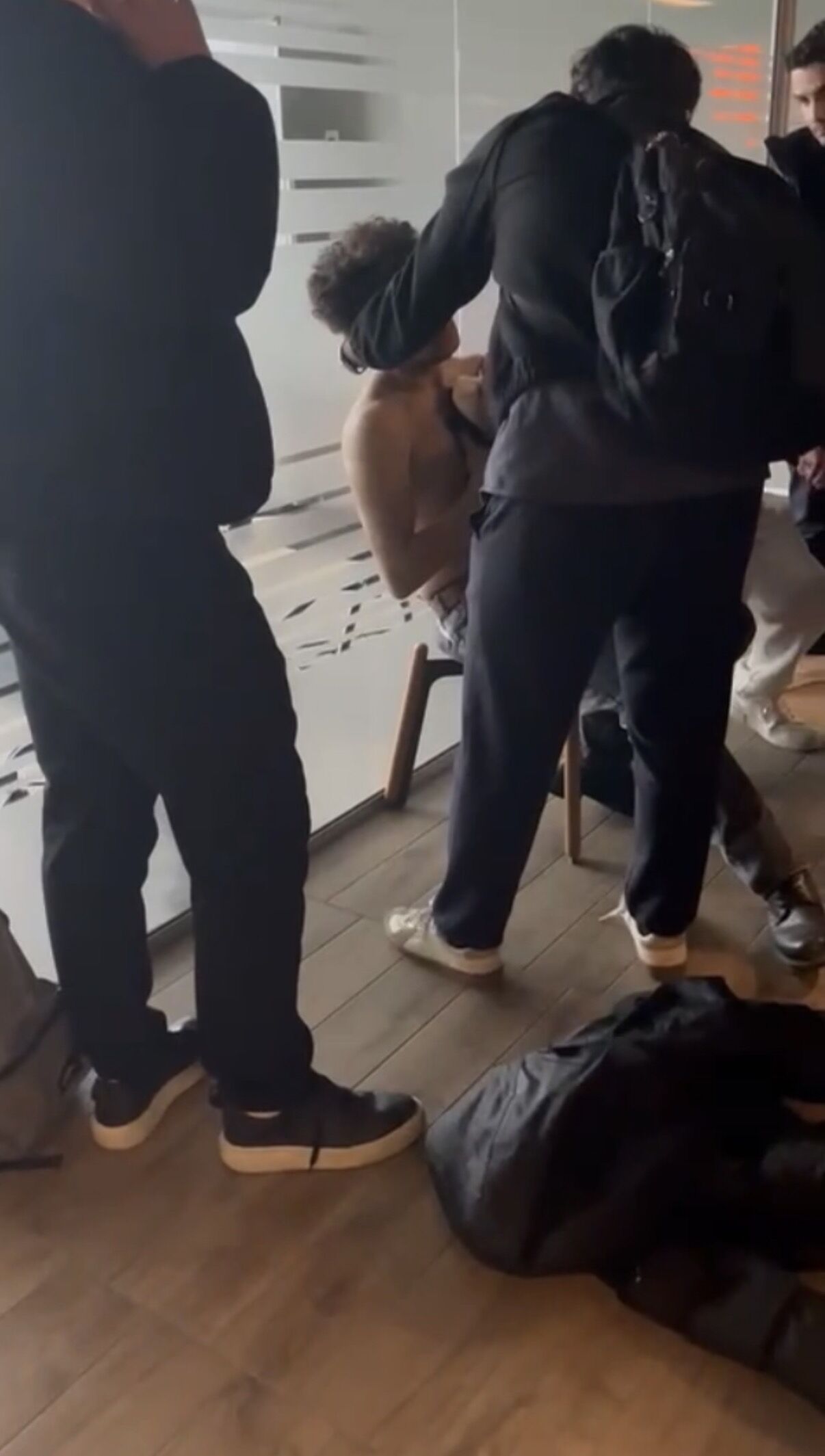 I S T A N B U L B E Y O G L U’ N D A U N I V E R S I T E D E D O N 1186422 352503