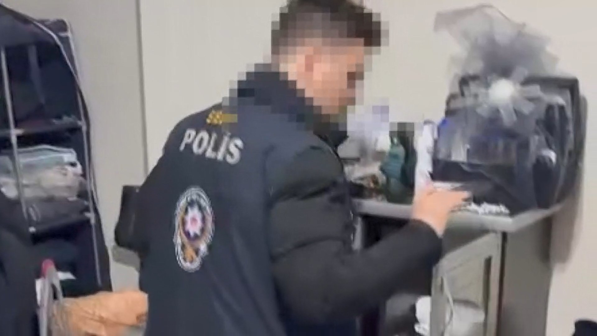 I S T A N B U L C O C U K L A R A Y O N E L I K C I N S E L I S T I S 1149270 341295