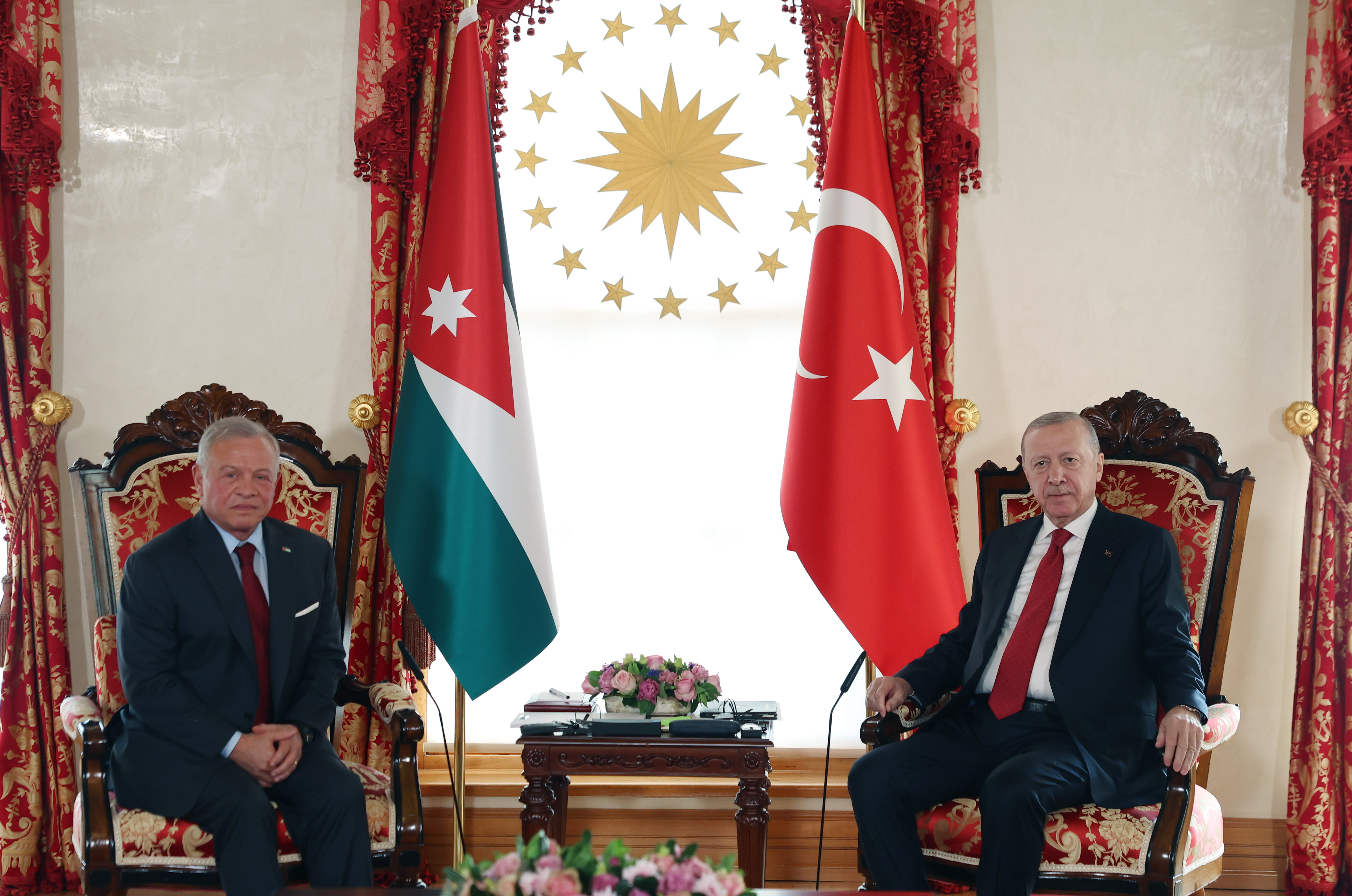 I S T A N B U L C U M H U R B A S K A N I E R D O G A N U R D U N K 1156017 343280