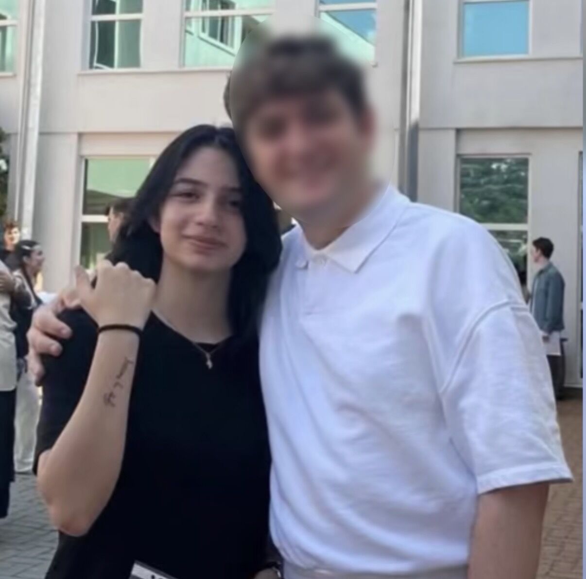 I S T A N B U L H A C I O S M A N M E T R O I S T A S Y O N U N D A 1181519 350949