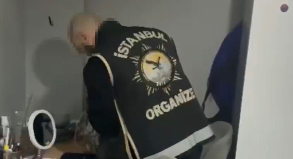 I S T A N B U L I S T A N B U L D A C O K S A Y I D A I S Y E R I 1190394 353720