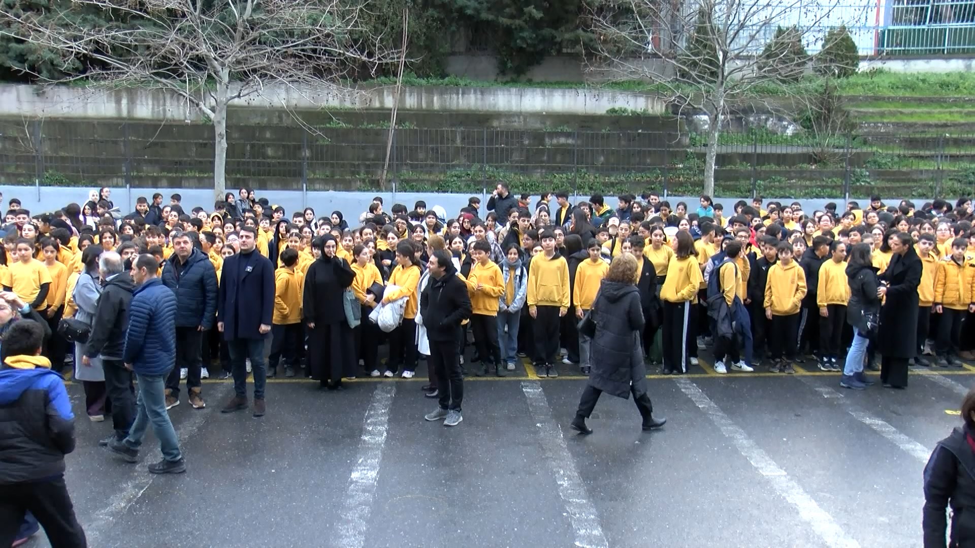 I S T A N B U L I S T A N B U L D A K I O K U L L A R D A 6 S U B 1153243 342455