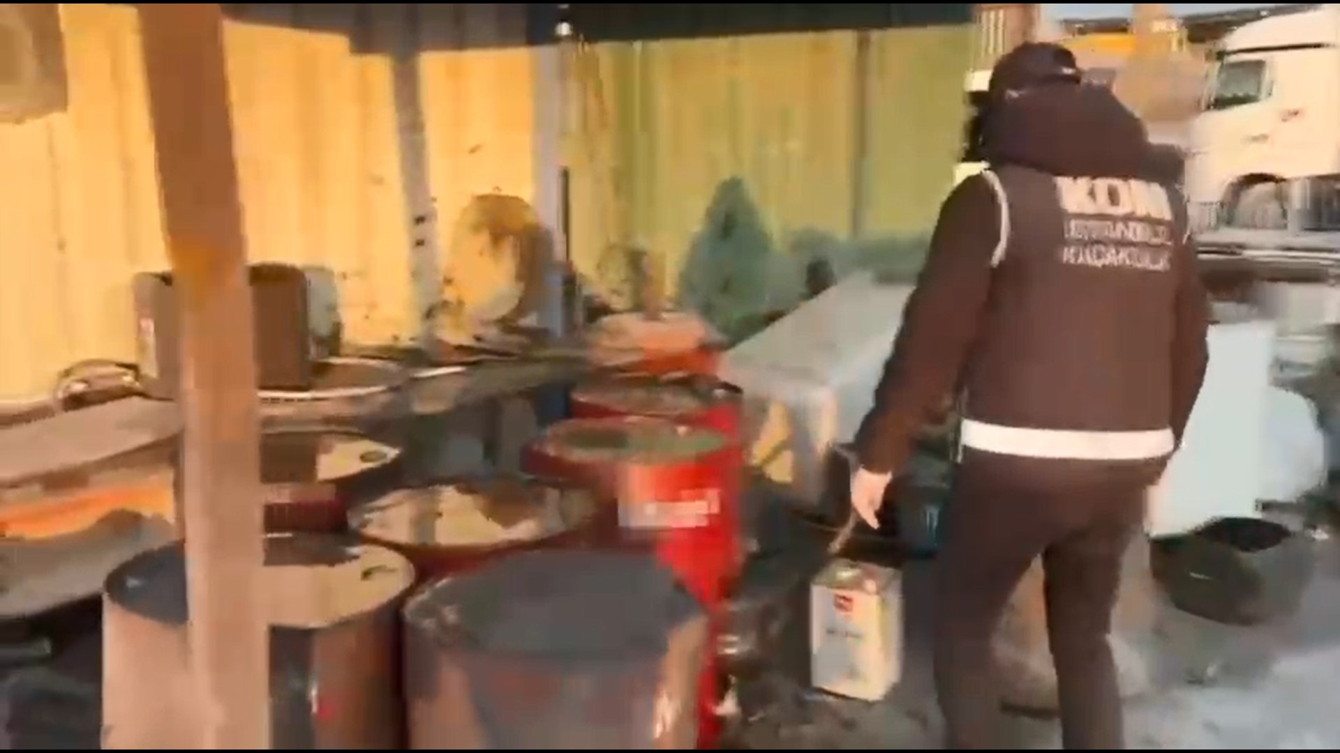 I S T A N B U L I S T A N B U L D A Y A P I L A N O P E R A S Y O N L 1149299 341301