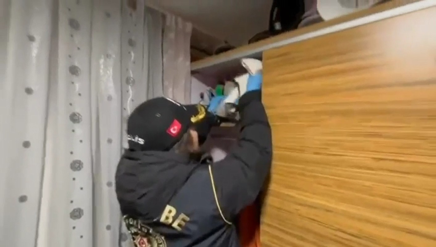 I S T A N B U L I S T A N B U L M E R K E Z L I 3 I L D E S A H T 1170073 347534