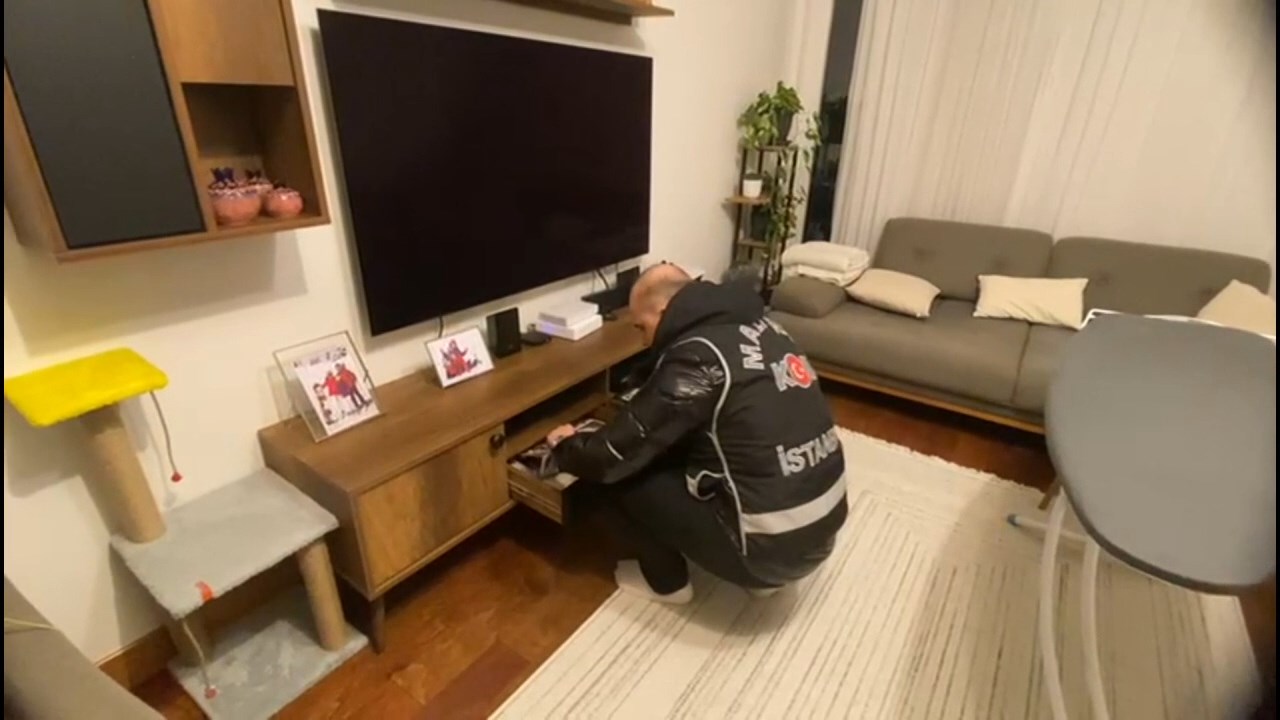 I S T A N B U L I S T A N B U L M E R K E Z L I 8 I L D E D E V R E 1171651 348047