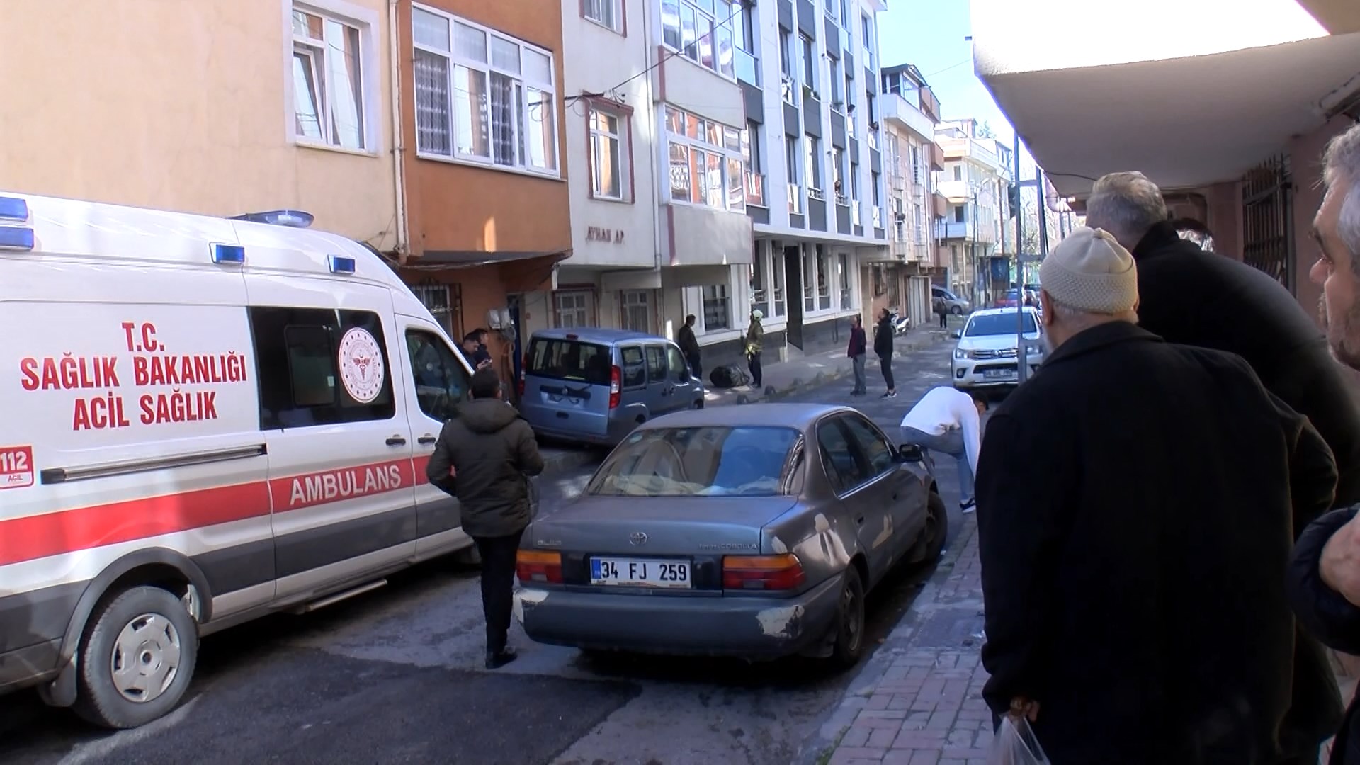 I S T A N B U L K U C U K C E K M E C E D E P O L I S G E L I N C E 1168137 346992