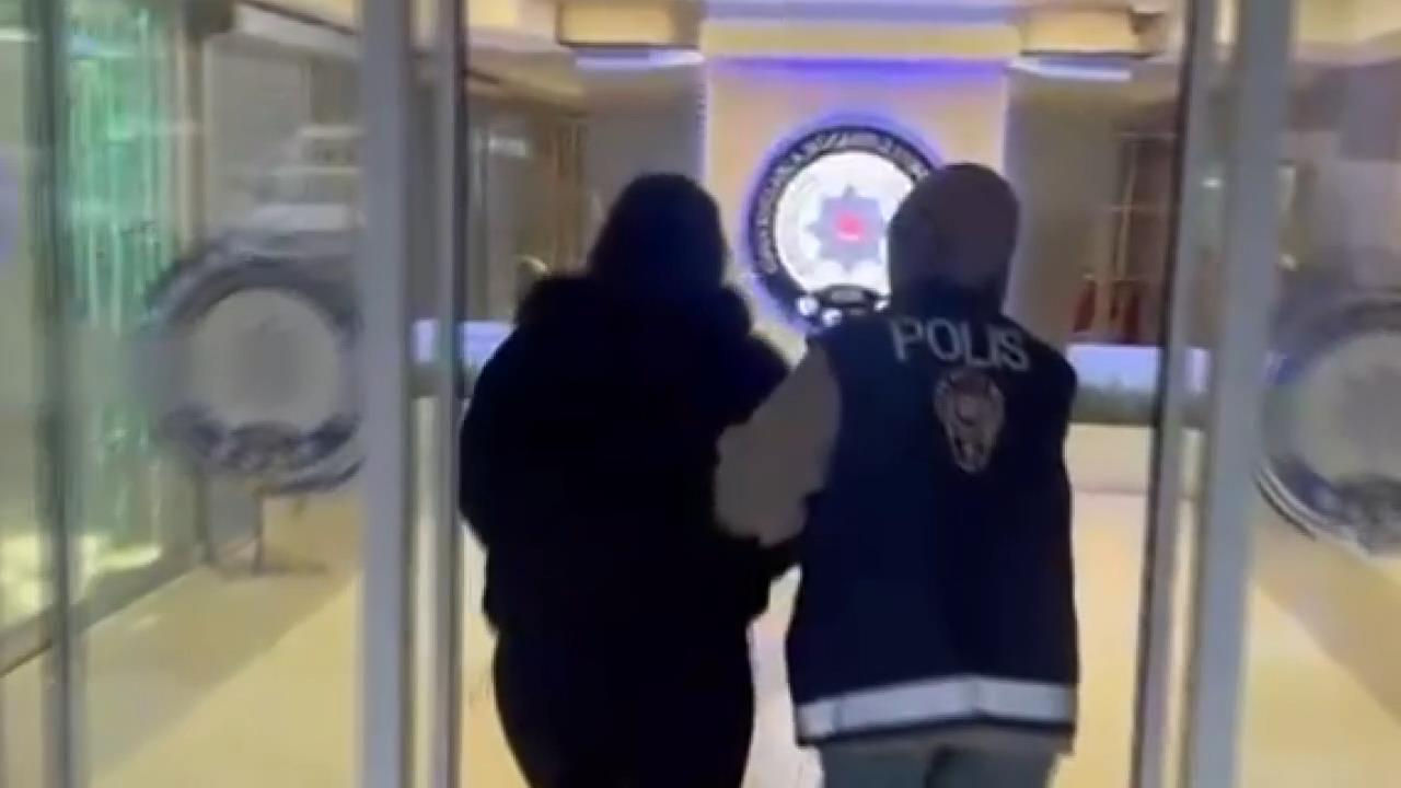 I S T A N B U L O N L Y F A N S P L A T F O R M U N D A M U S T E 1165289 346103