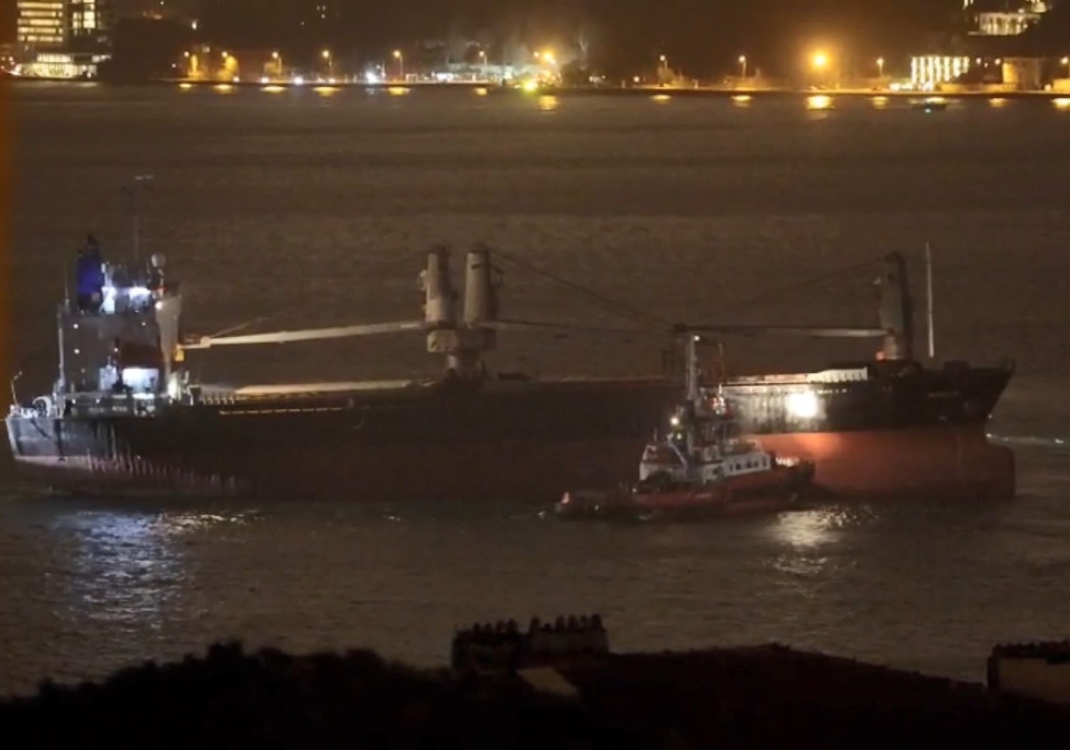 I S T A N B U L S A R I Y E R’ D E F I R T I N A D A S U R U K L E N 1169938 347494