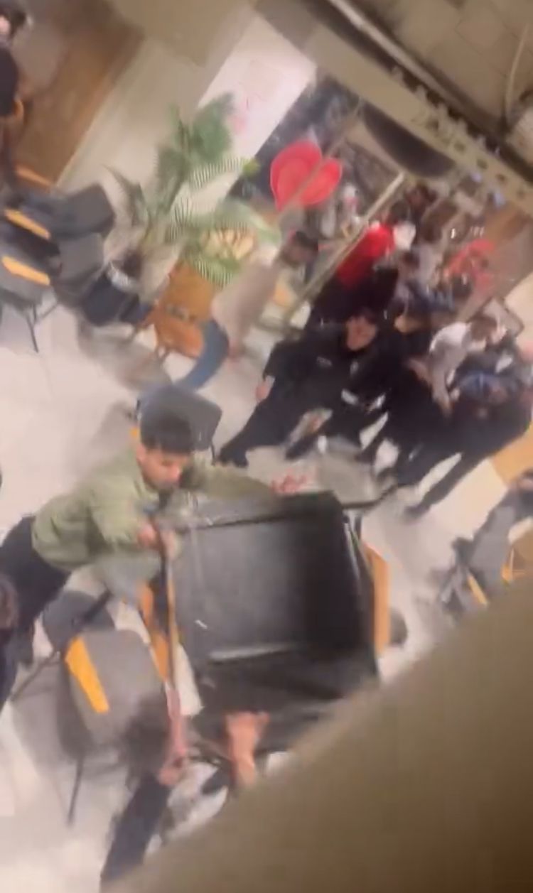 I S T A N B U L S U L T A N G A Z I D E T R A F I K T A R T I S M A 1169841 347464