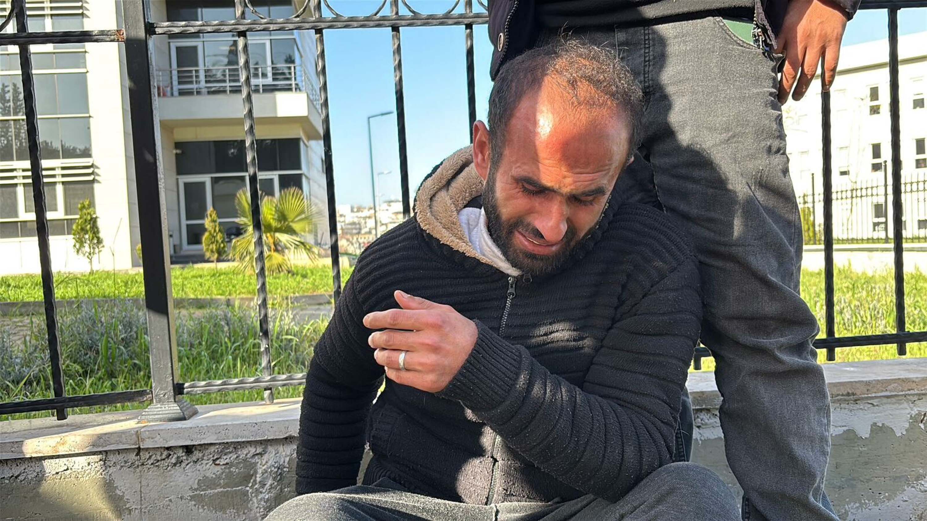 I Z M I R D E D E R E D E A K I N T I Y A K A P I L I P O L E N B E 1155397 343121