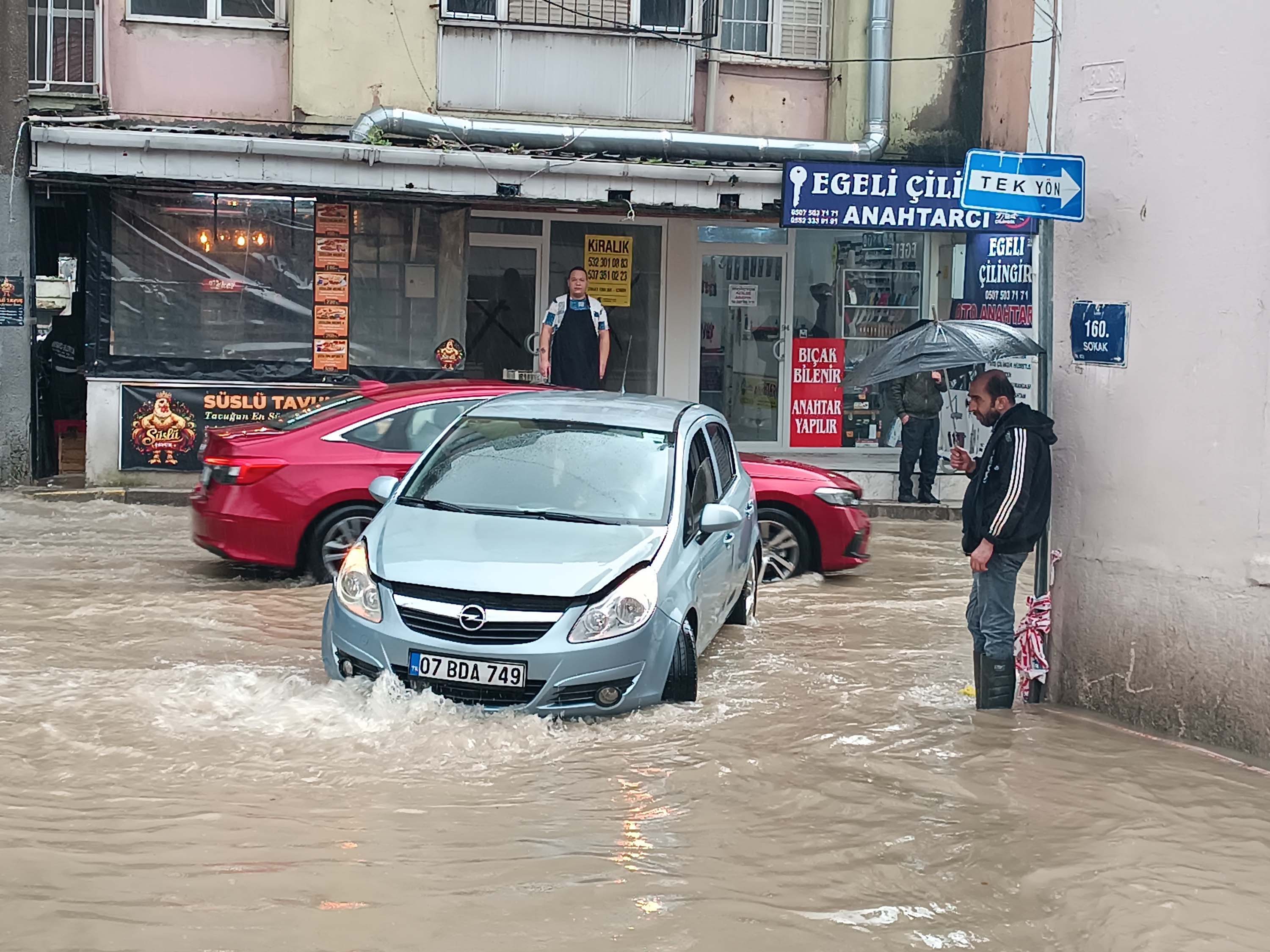 I Z M I R’ D E S A G A N A K Y O L L A R S U D O L D U E S N A F 1165982 346369