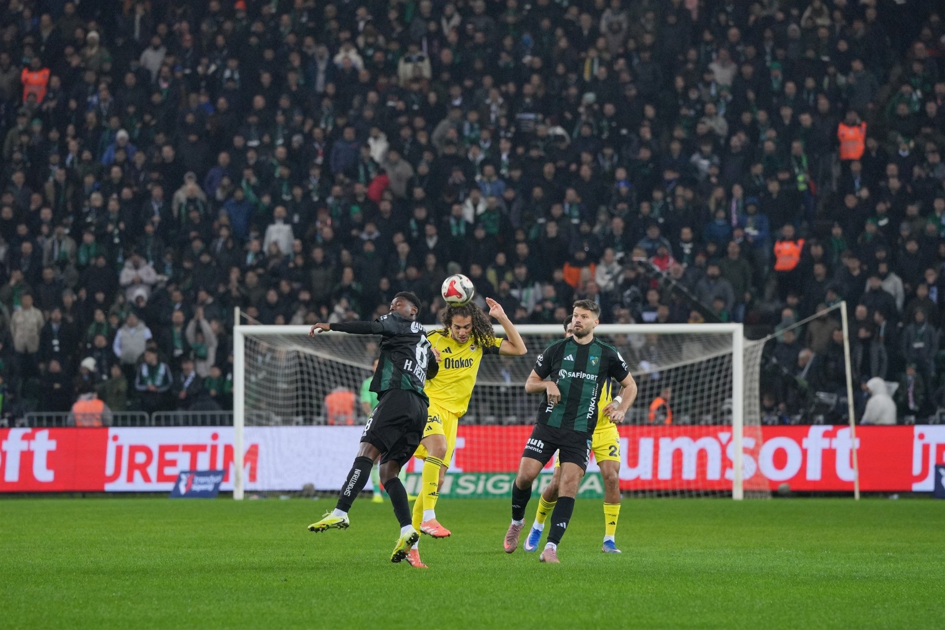 K O C A E L I S P O R F E N E R B A H C E E K F O T O G R A F L A R 1147185 340656