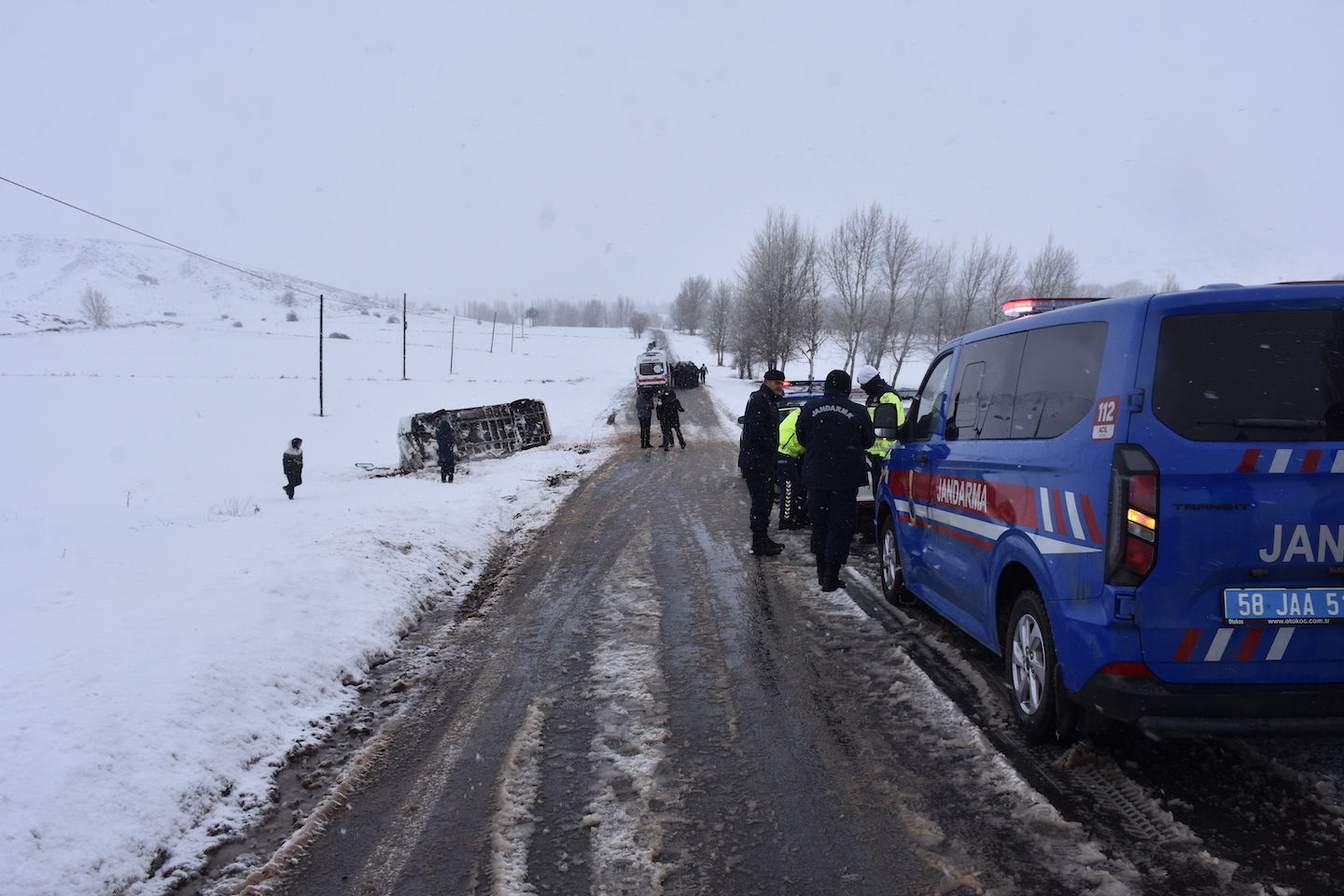 O G R E N C I S E R V I S M I N I B U S U D E V R I L D I 14 Y A R 1147686 340831